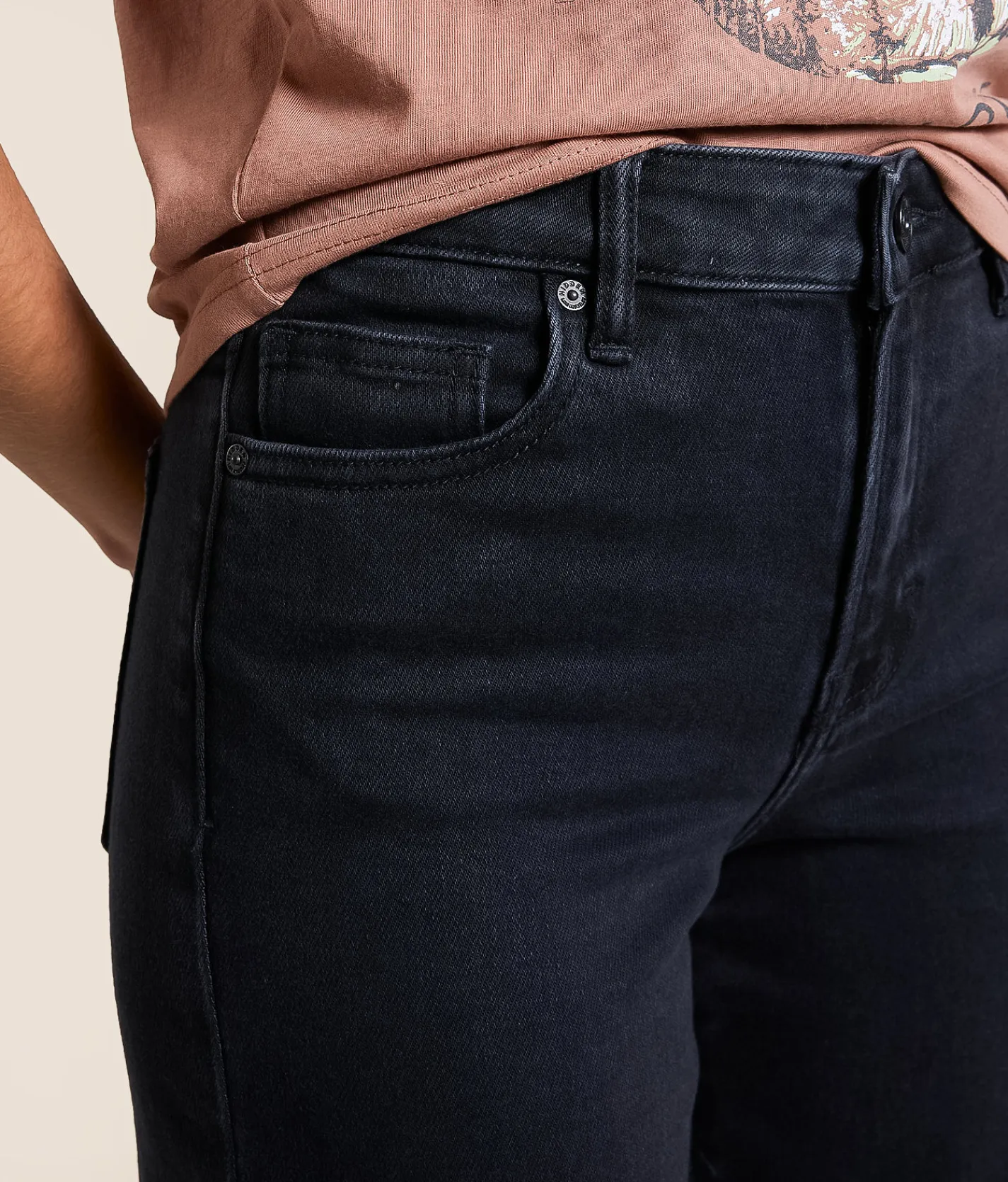 HIDDEN Logan Dad Stretch Jean Black