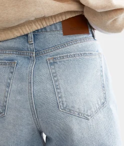 HIDDEN Logan Short Medium Discount
