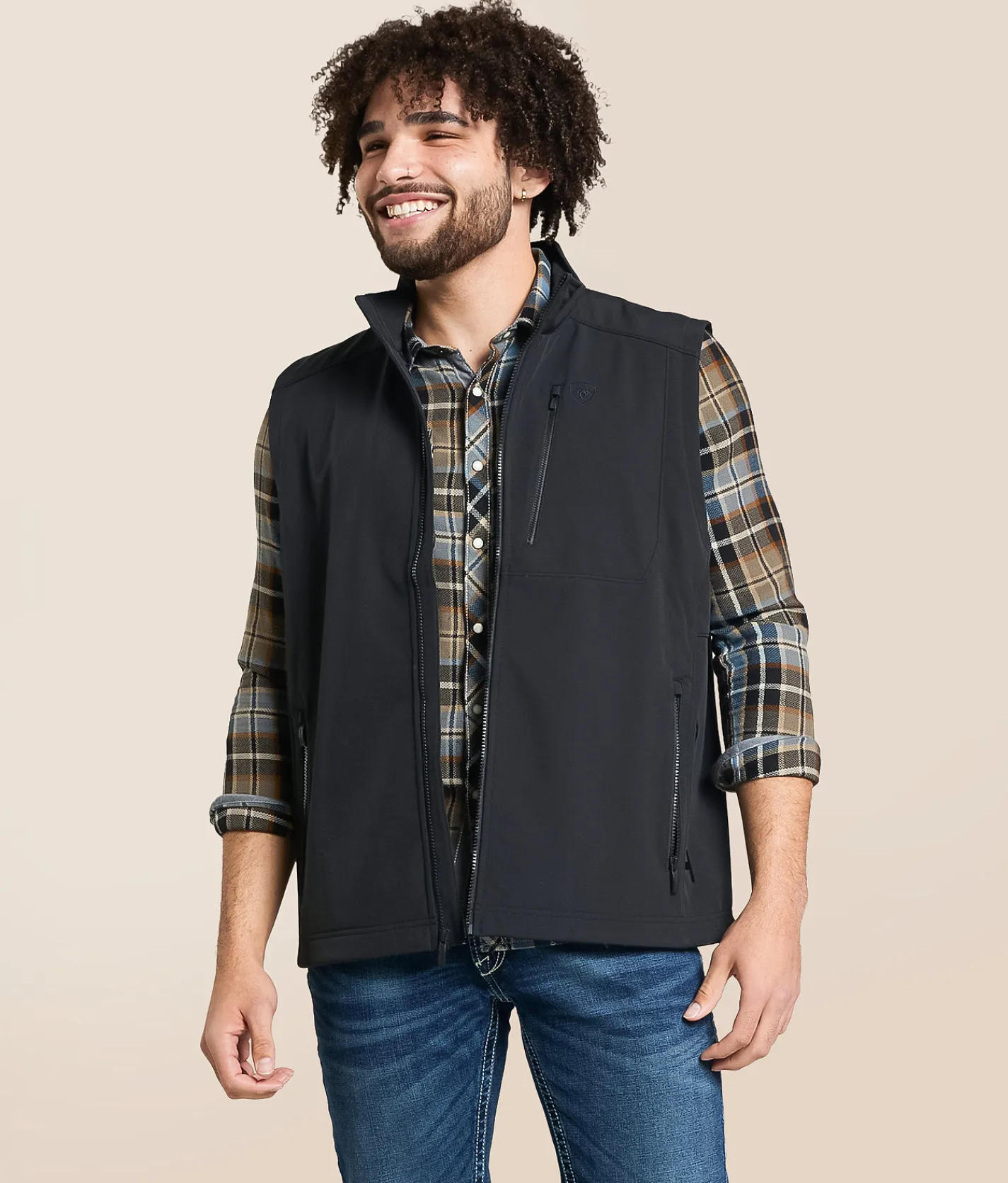 Tops|Coats & Jackets | Ariat Logo 2.0 Patriot Softshell Vest Black