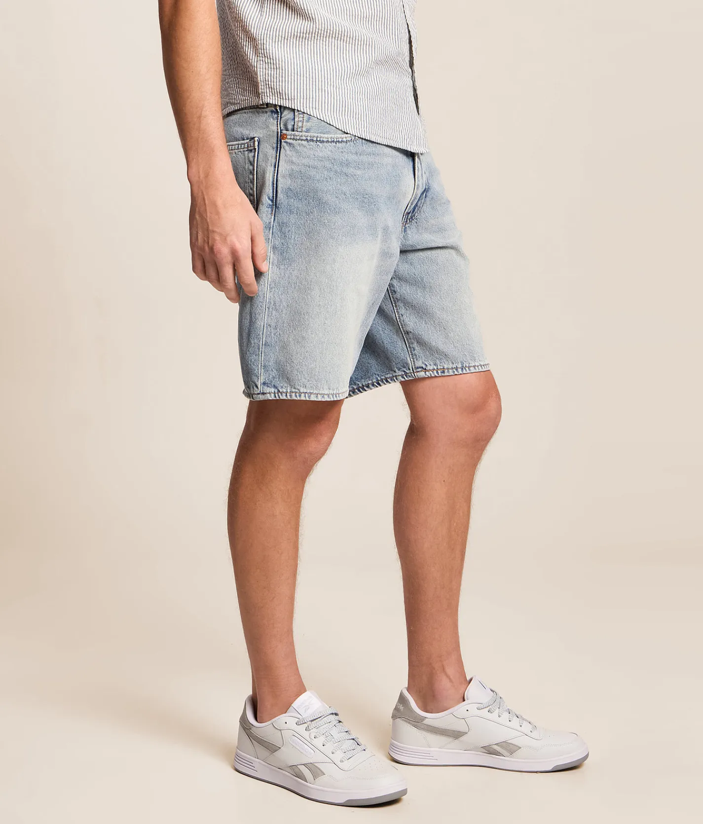 Levi's® 468 Loose Short Light Work Out