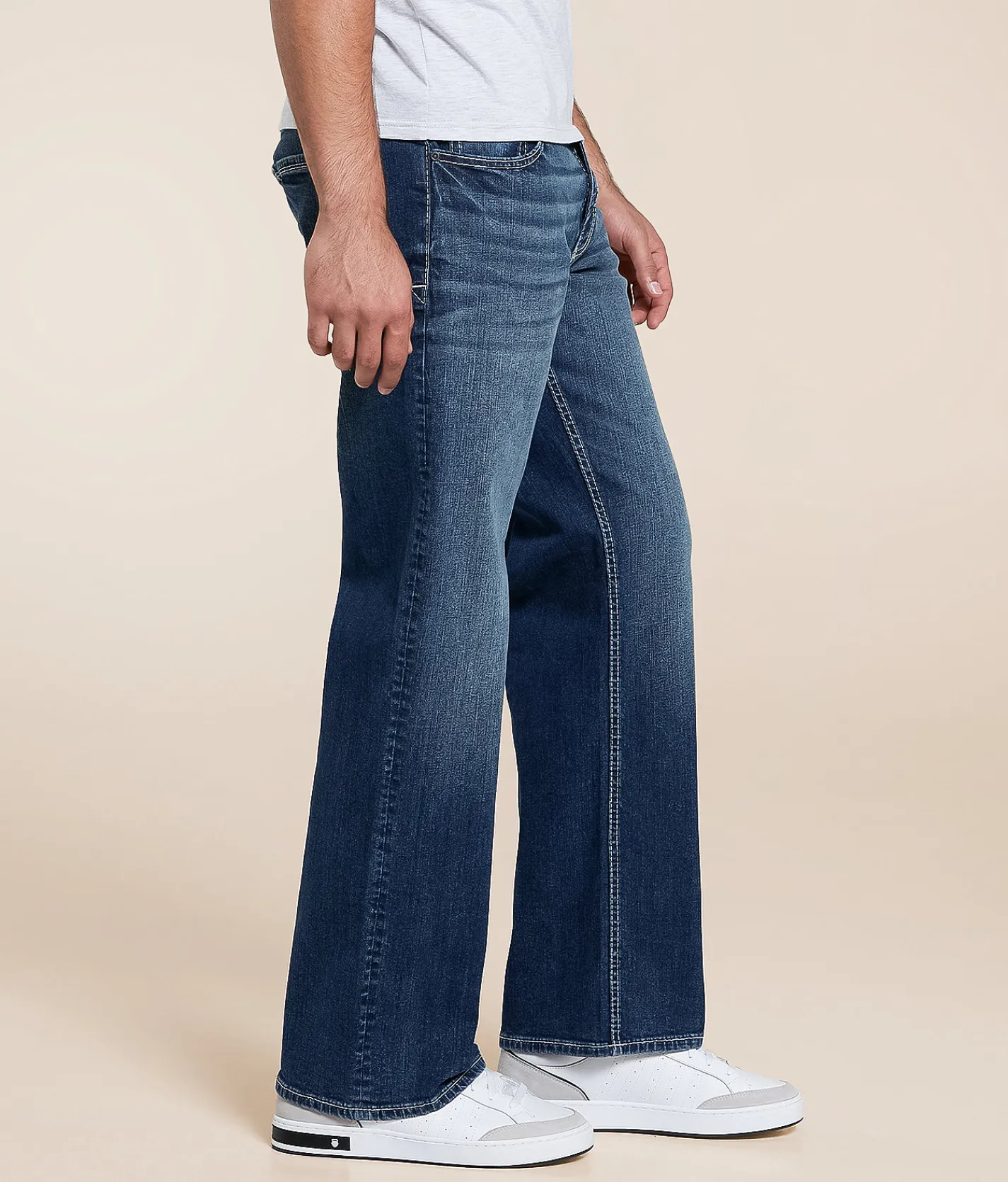 Reclaim Loose Straight Stretch Jean Magpie