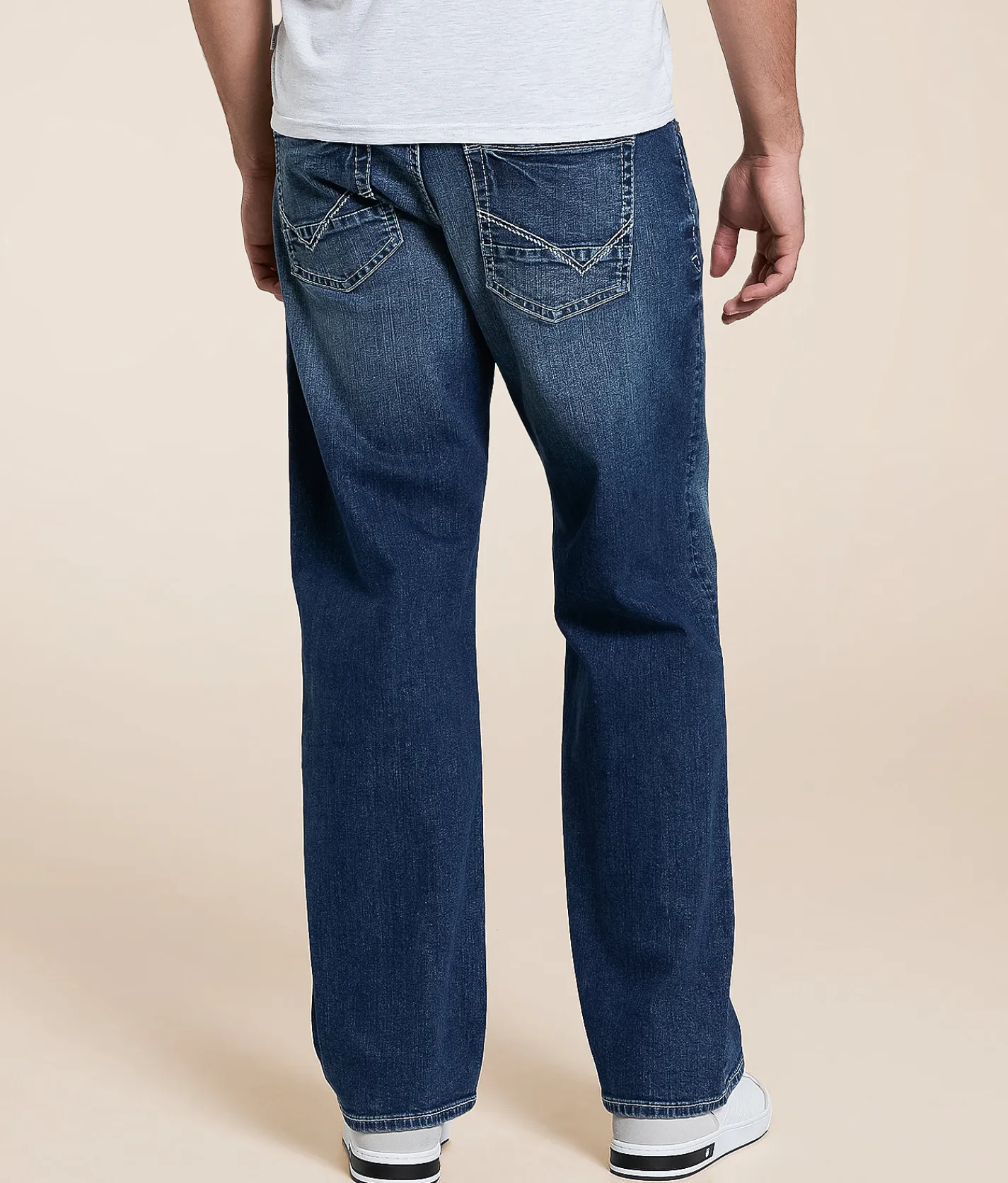 Reclaim Loose Straight Stretch Jean Magpie