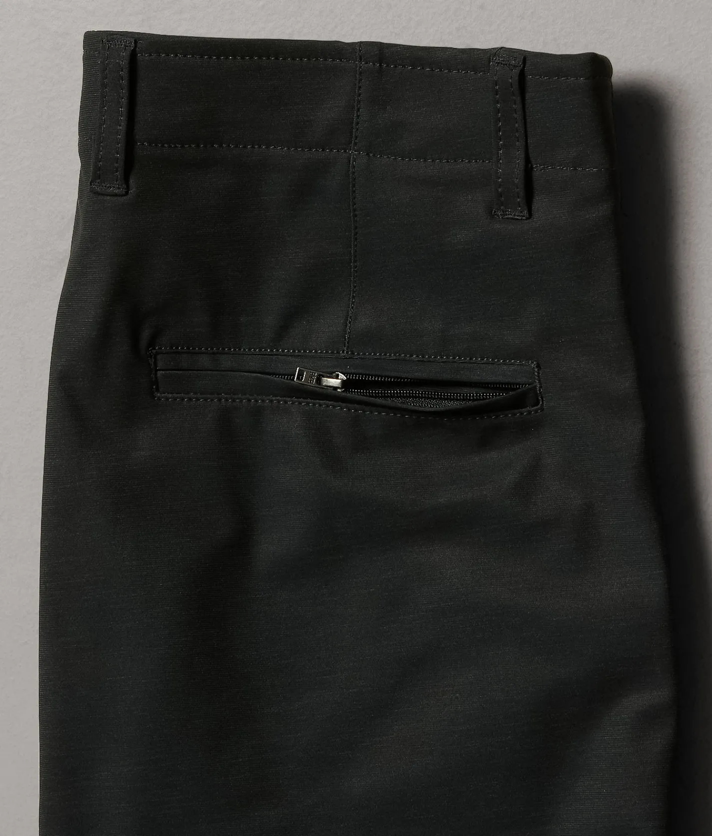BKE Marled Standard Hybrid Short Black Outlet