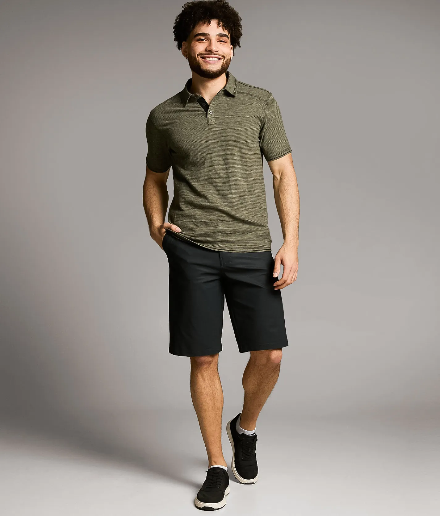BKE Marled Standard Hybrid Short Black Outlet