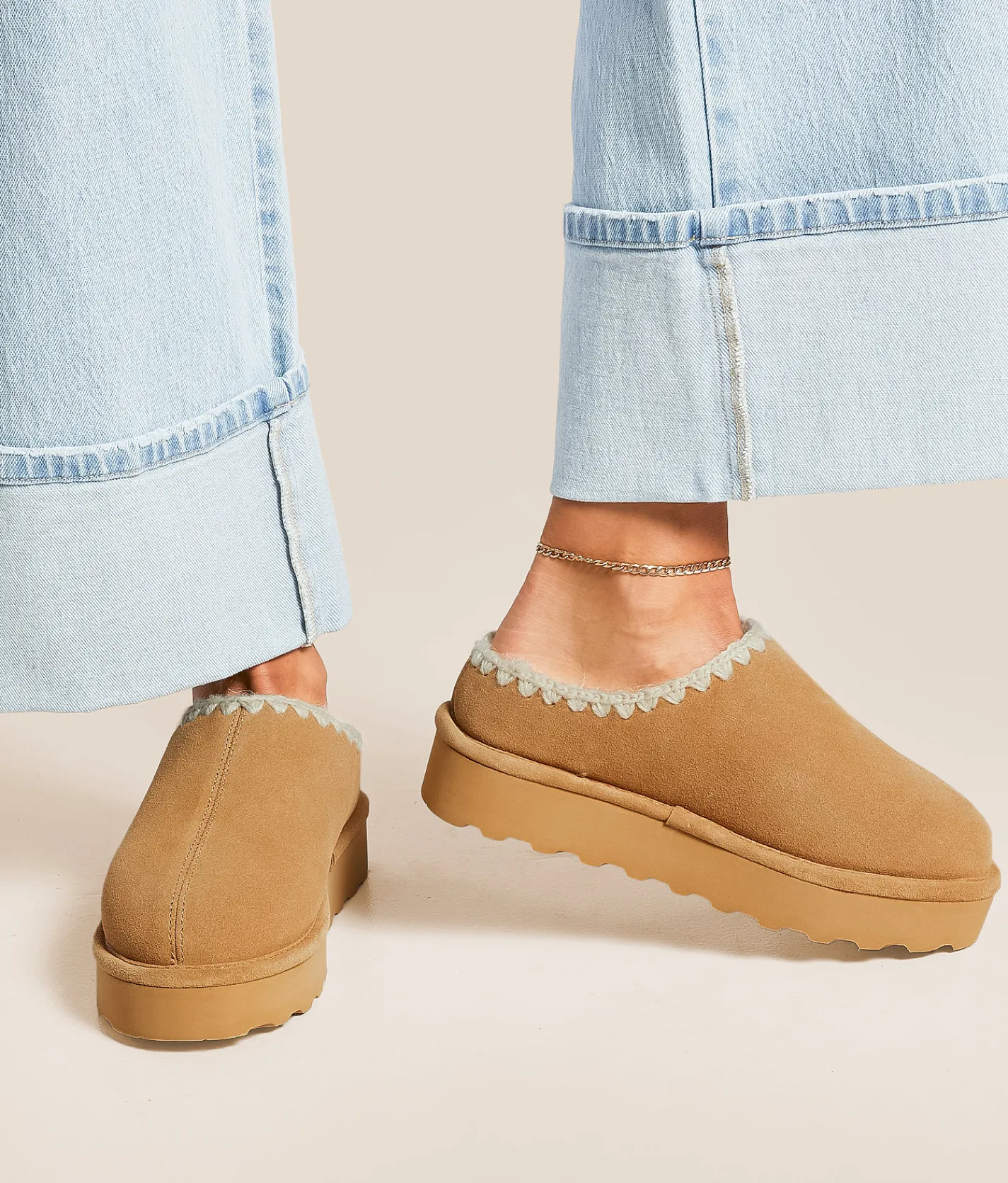 Bearpaw Martis Suede Slipper Iced Coffee Sale
