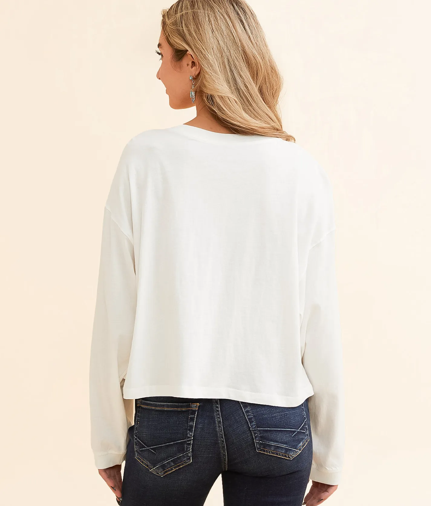 Tops | Ariat Meant For Walking Cropped T-Shirt Cloud Dancer