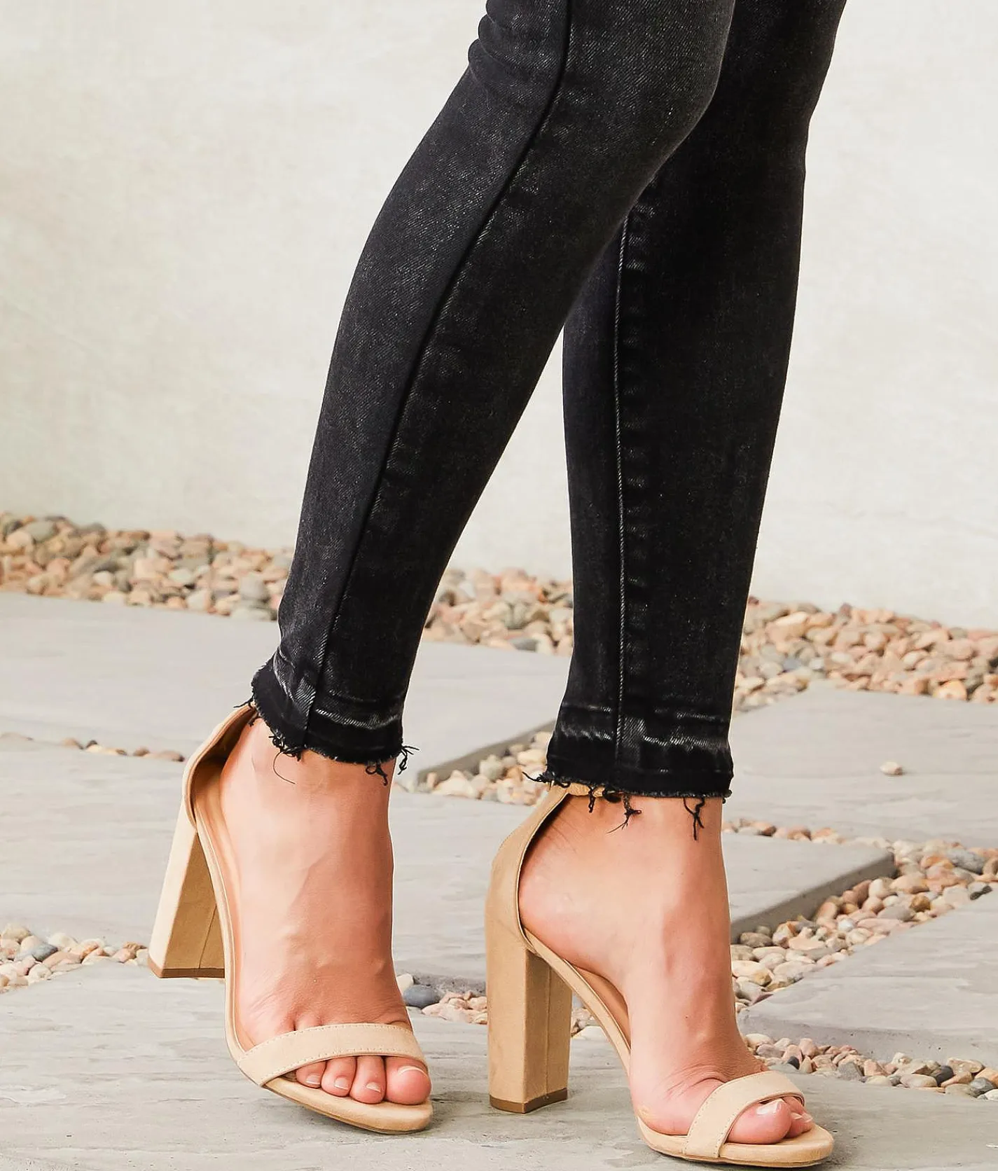 KanCan Signature Mid-Rise Ankle Skinny Jean Kimberly Best