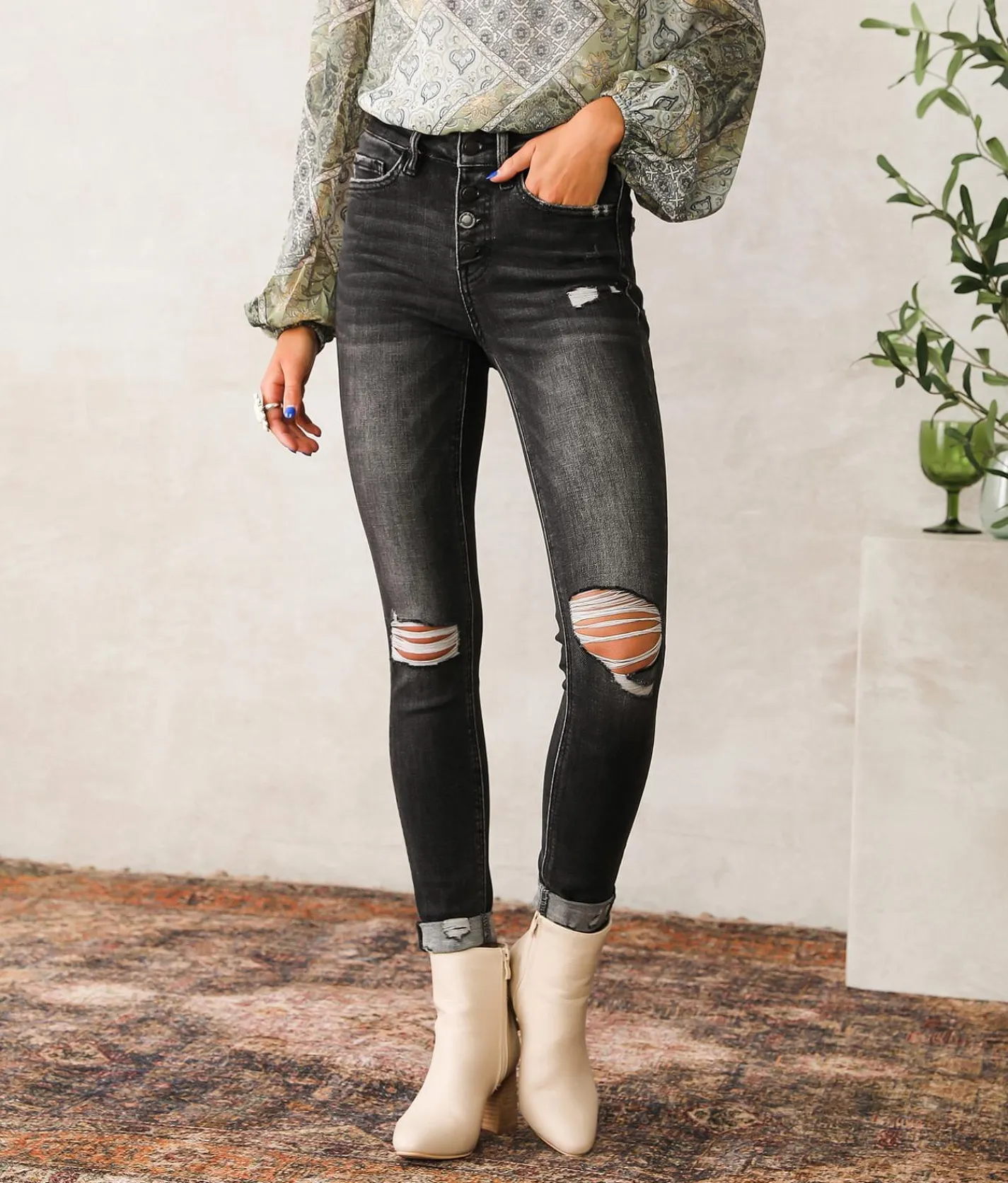 Bridge by GLY Mid-Rise Ankle Skinny Jean Stable Hot