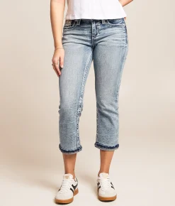 Bottoms | Miss Me Mid-Rise Universal Stretch Cuffed Capri Jean M1015