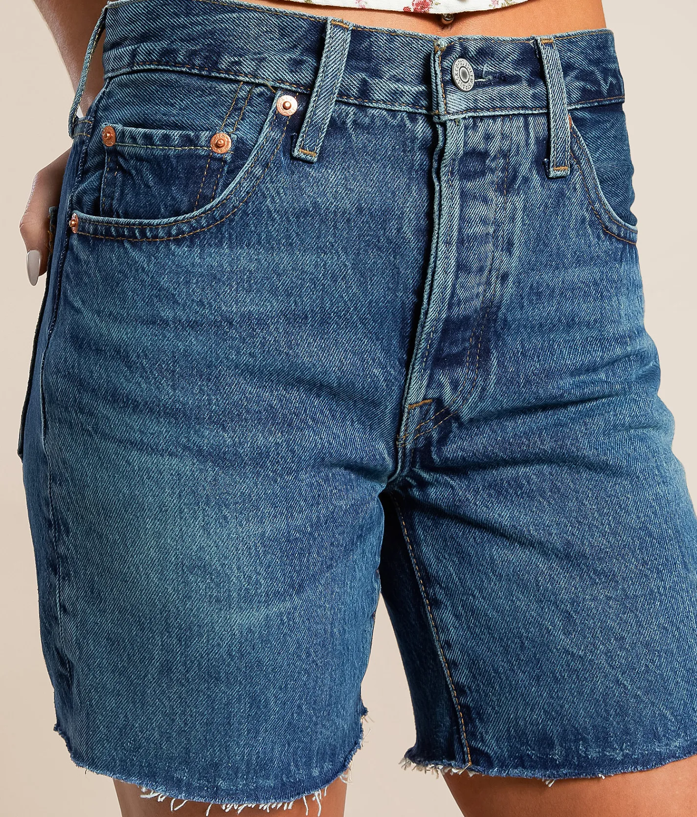 Shorts|Bottoms | Levi's® 501 Mid-Thigh Short Resignation