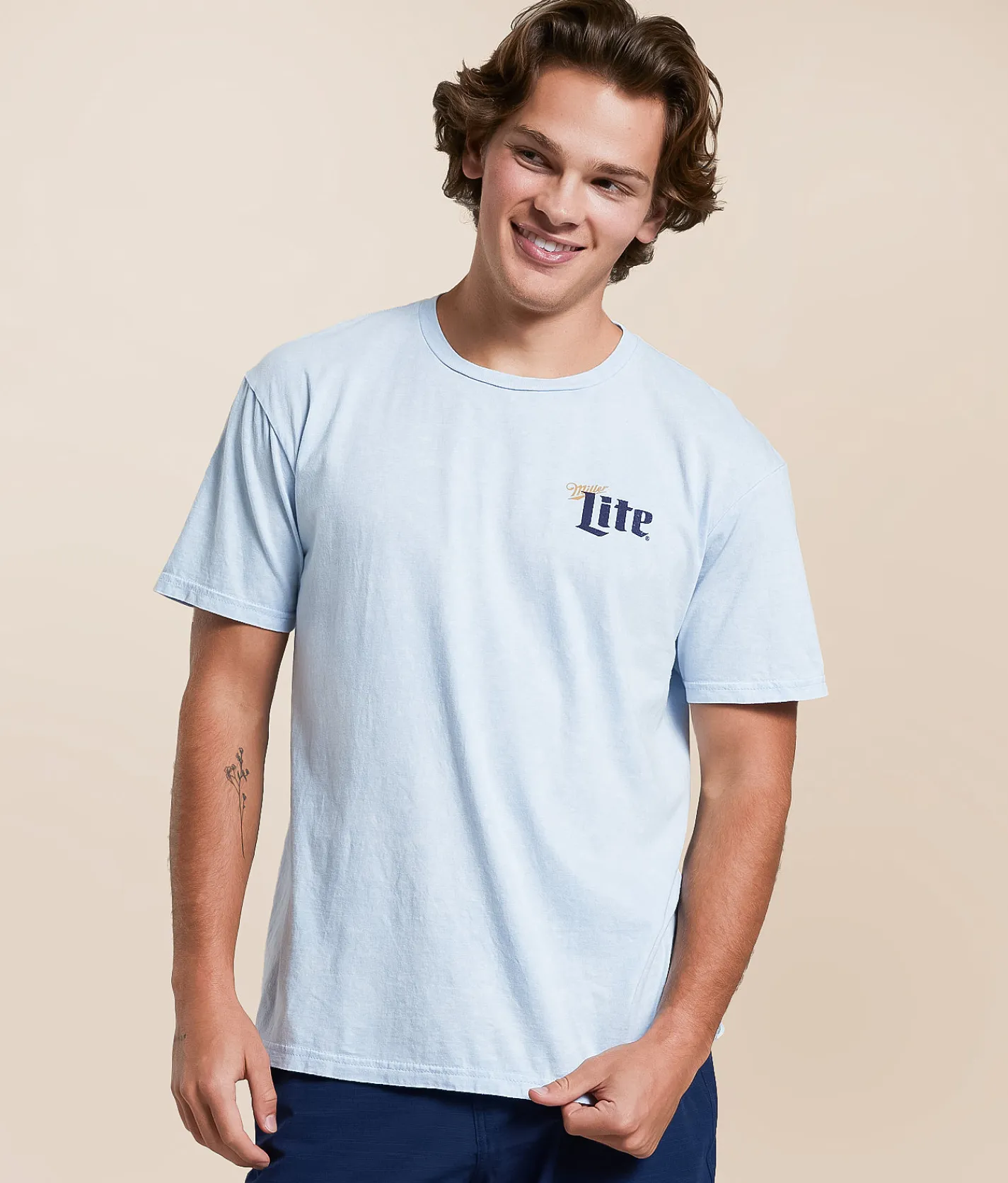 Tops|Graphic T-Shirts | Changes Miller Lite Dog T-Shirt Light Blue