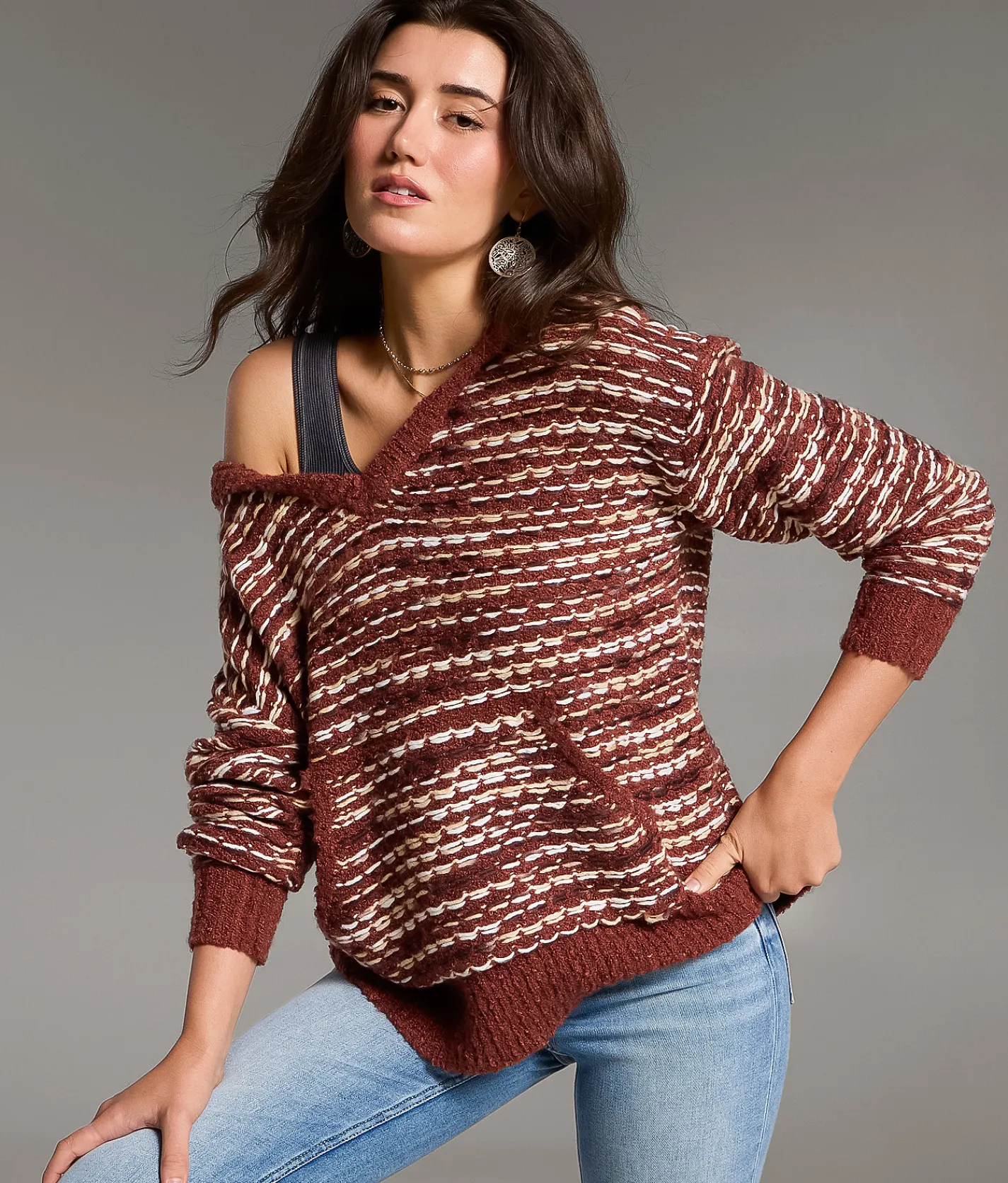 BKE Mixed Stitch Hooded Sweater Burgundy Hot