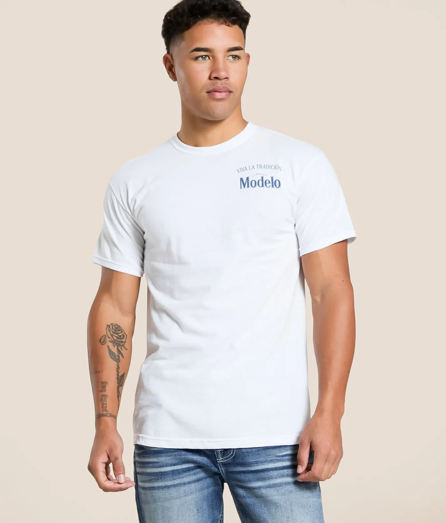Bioworld Modelo Cheers T-Shirt White