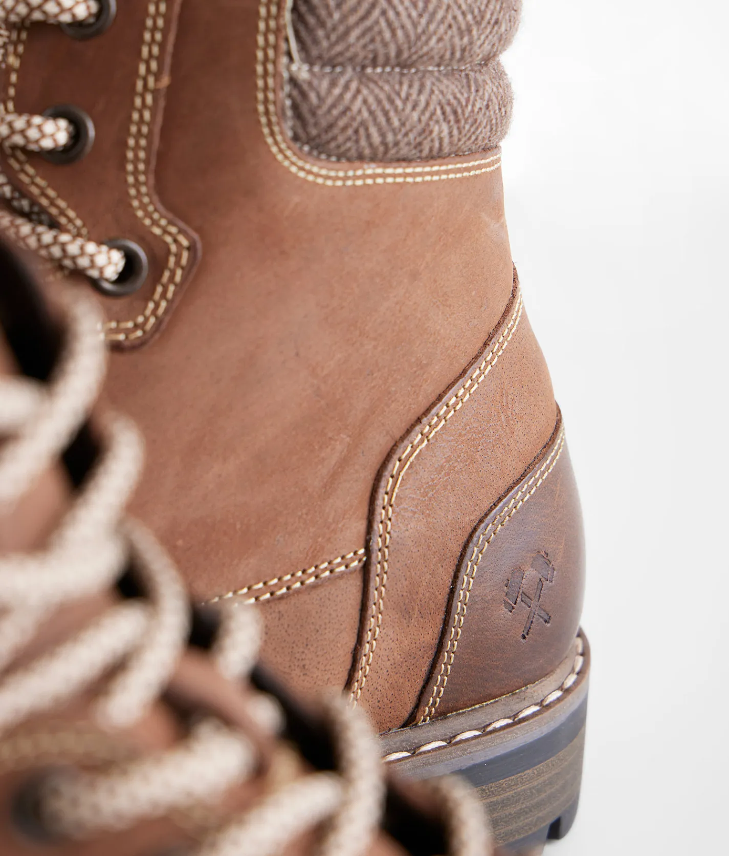 Outpost Makers Morrow Leather Boot Mocha Brown Clearance