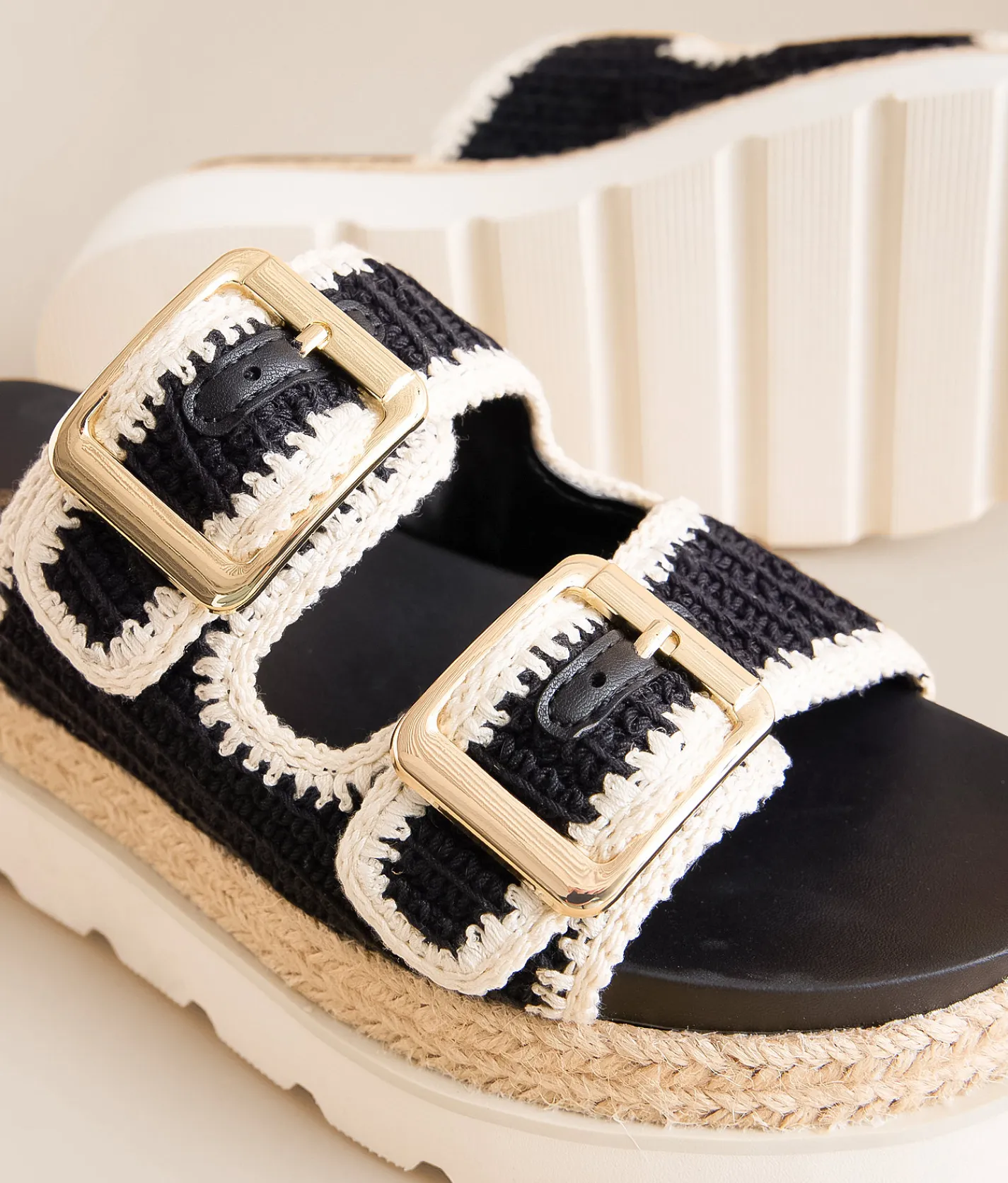 Madden Girl Mythical Platform Sandal Black Bone Hot