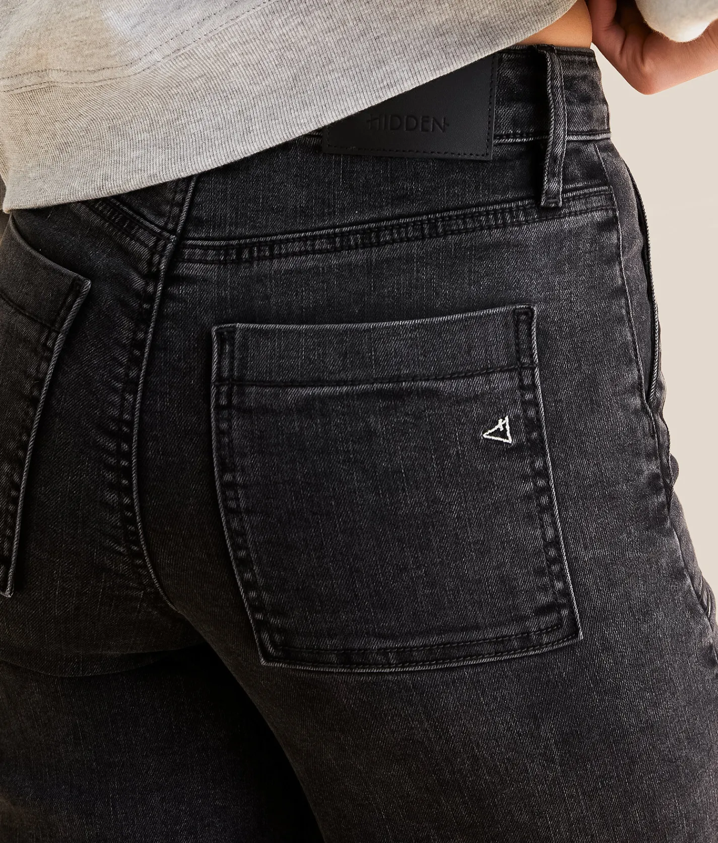 Jeans|Bottoms | HIDDEN Nori Cargo Wide Leg Stretch Jean Charcoal