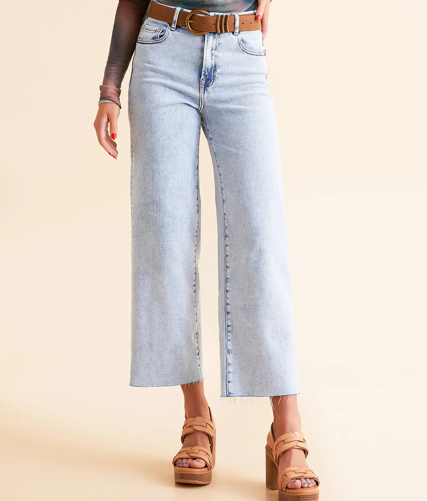 HIDDEN Nori Cropped Wide Leg Stretch Jean Light