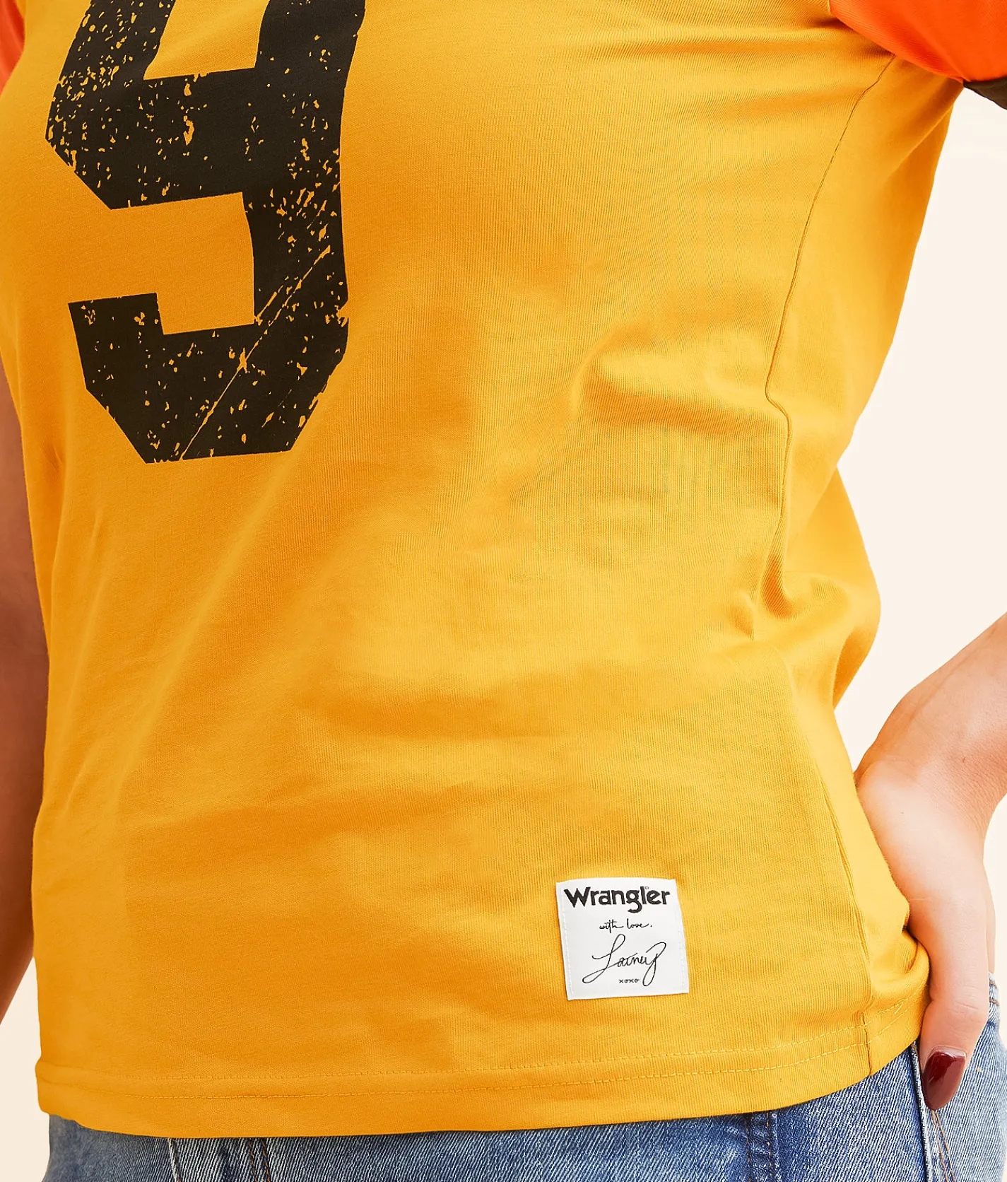Wrangler® x Lainey Wilson Number 9 Ringer T-Shirt Nugget Gold Outlet