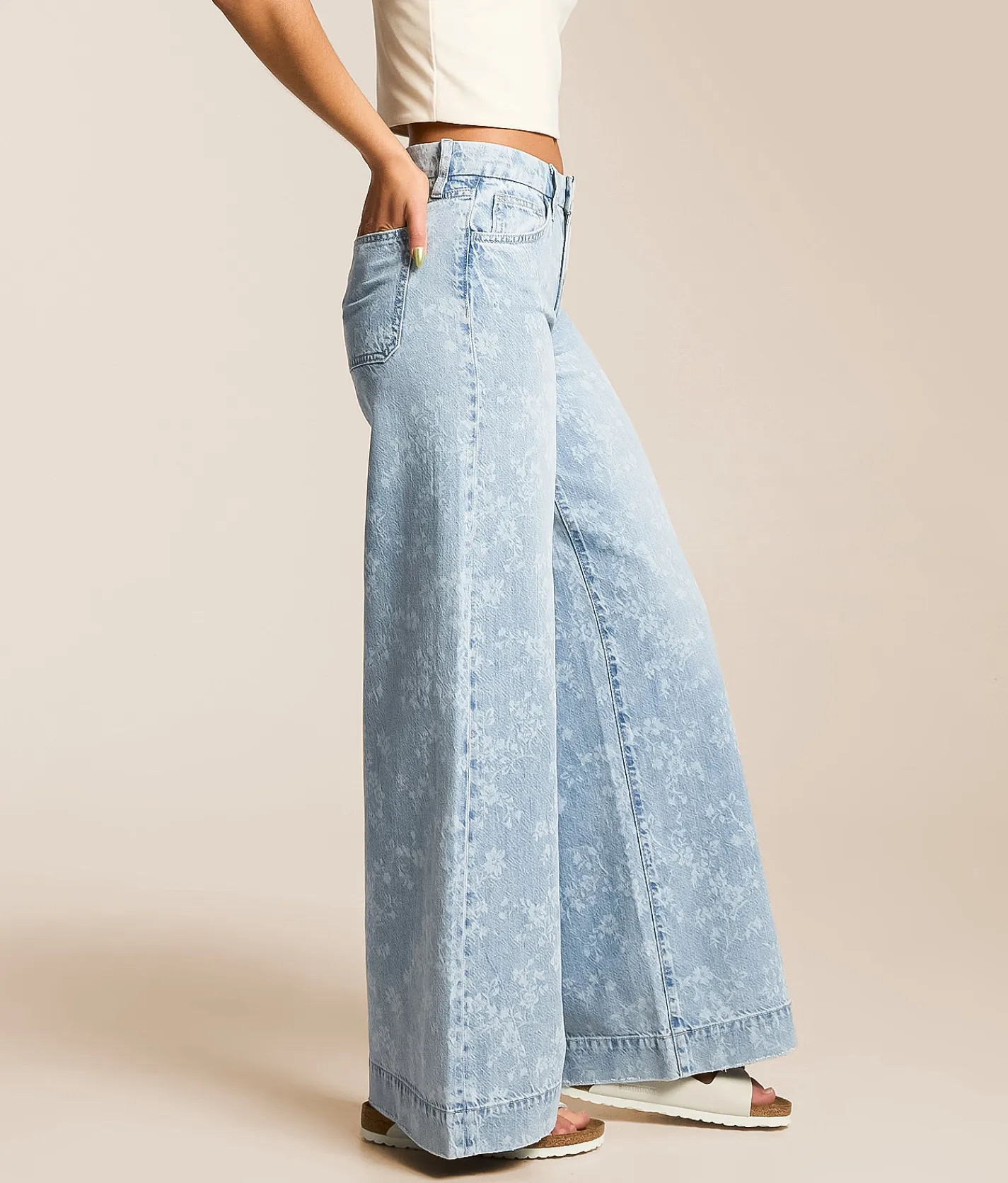 VERVET by Flying Monkey Olivia Wide Leg Stretch Jean Floral Best