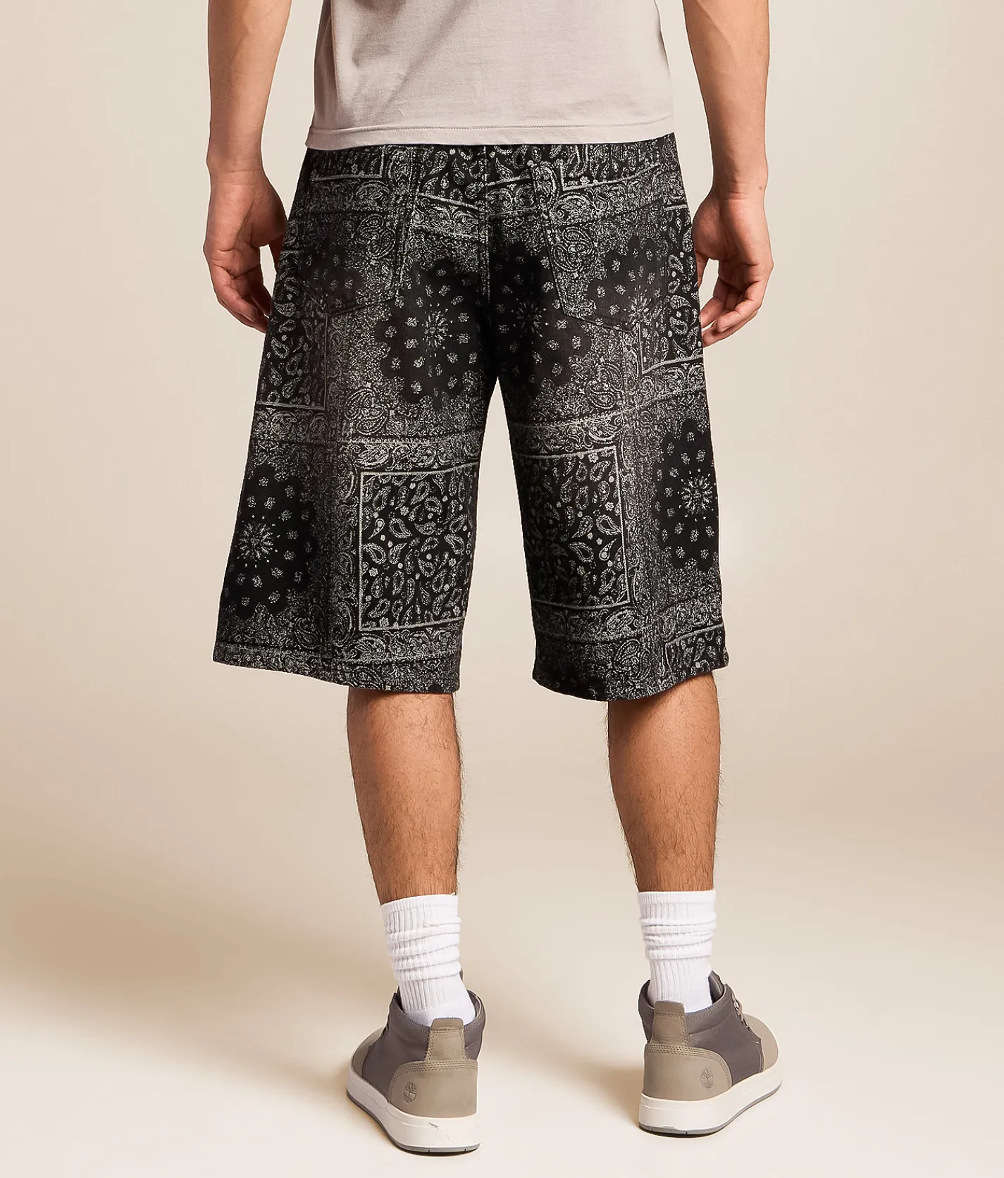 Caliber Paisley Baggy Stretch Short Black Hot