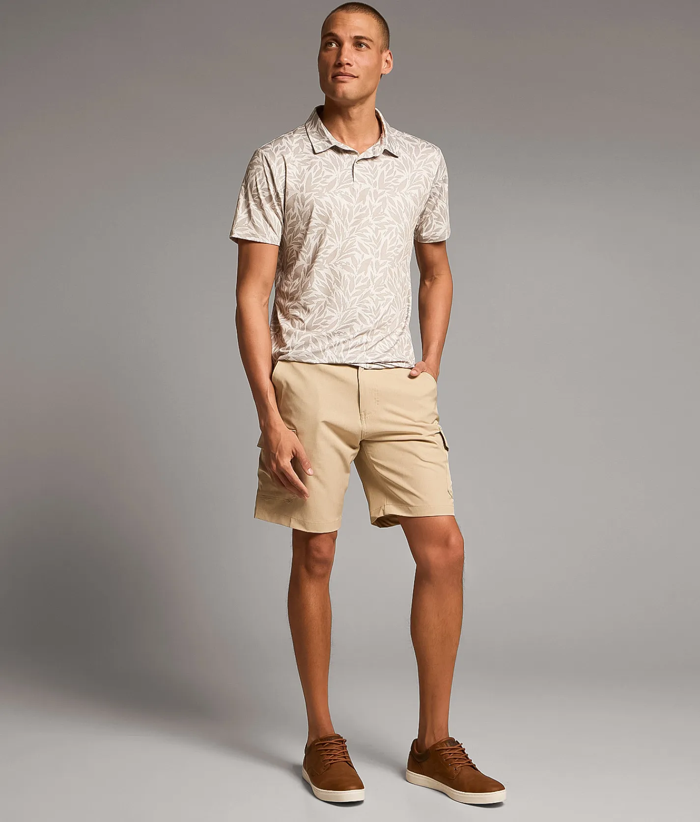 Maven Co-op Panoramic Cargo Stretch Short Hummus Discount