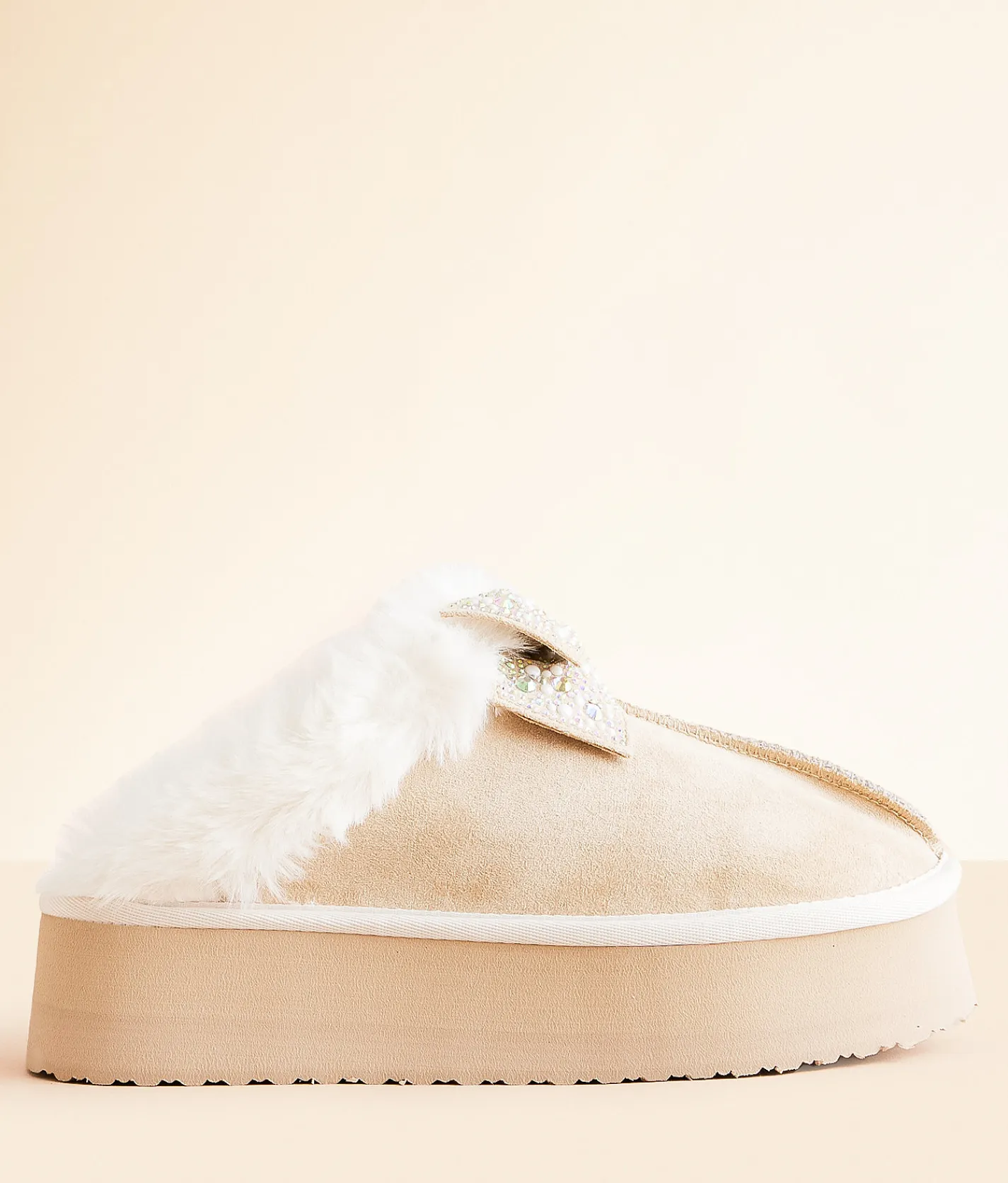 Very G Paris Bedazzled Platform Slipper Cream Hot
