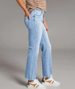 BKE Payton Cropped Straight Stretch Jean Mcbain Hot