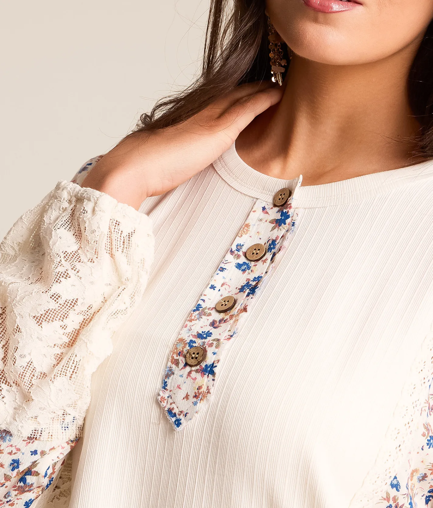 Tops | Daytrip Pieced Floral Henley Cream Multi