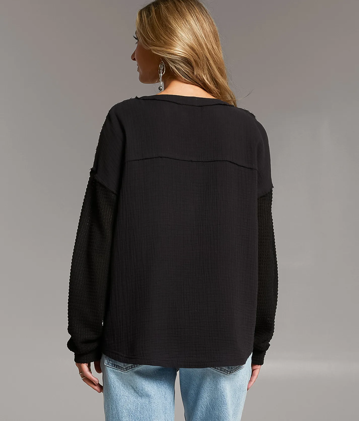BKE Pieced Henley Black Hot
