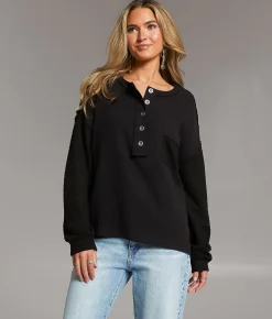 BKE Pieced Henley Black Hot