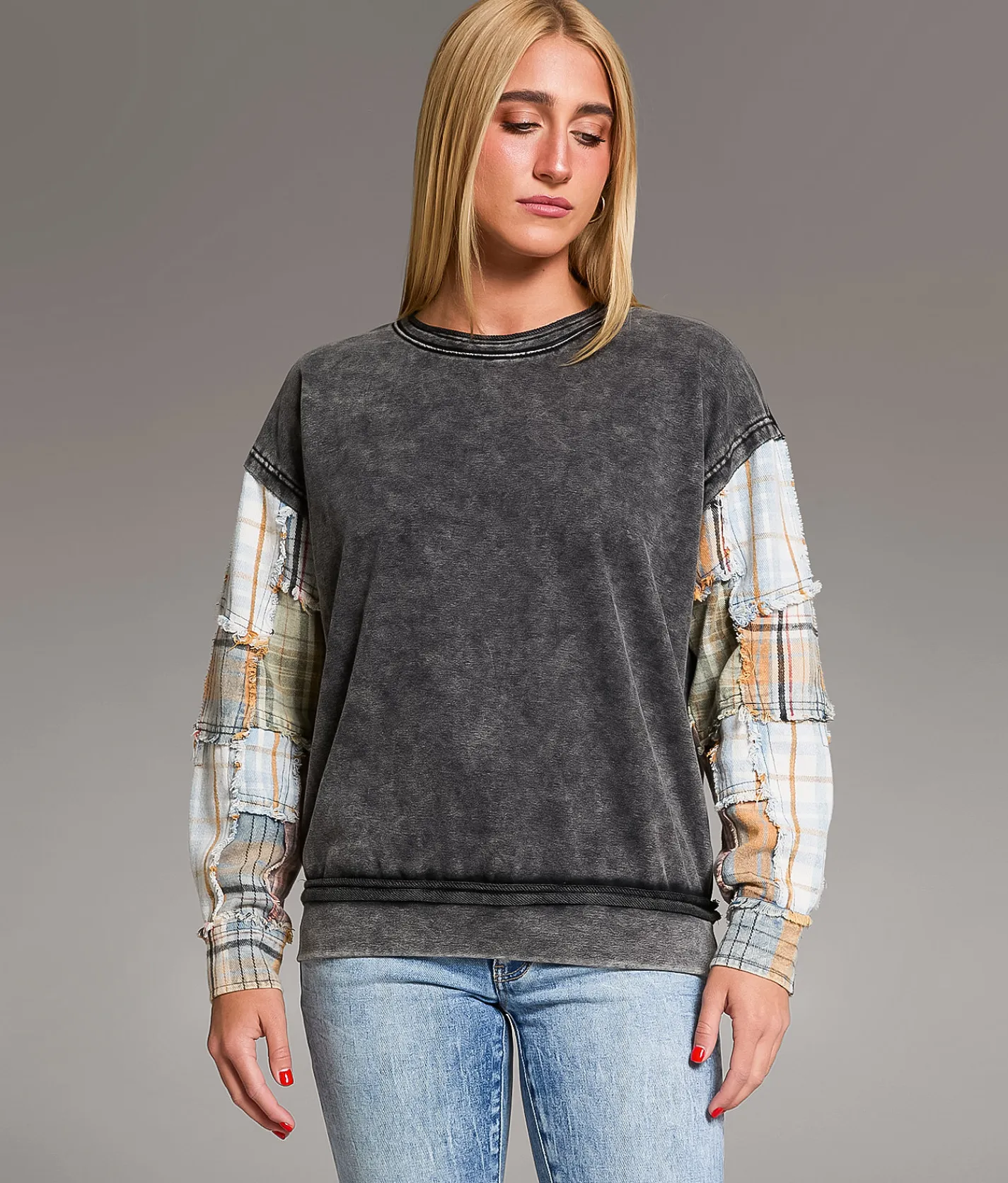 Tops | BKE Pieced Plaid Pullover Washed Black PLaid