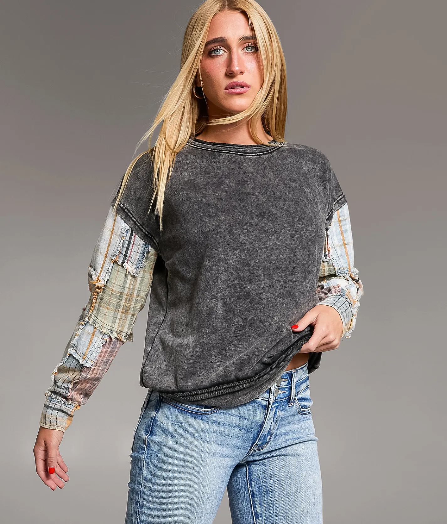 Tops | BKE Pieced Plaid Pullover Washed Black PLaid