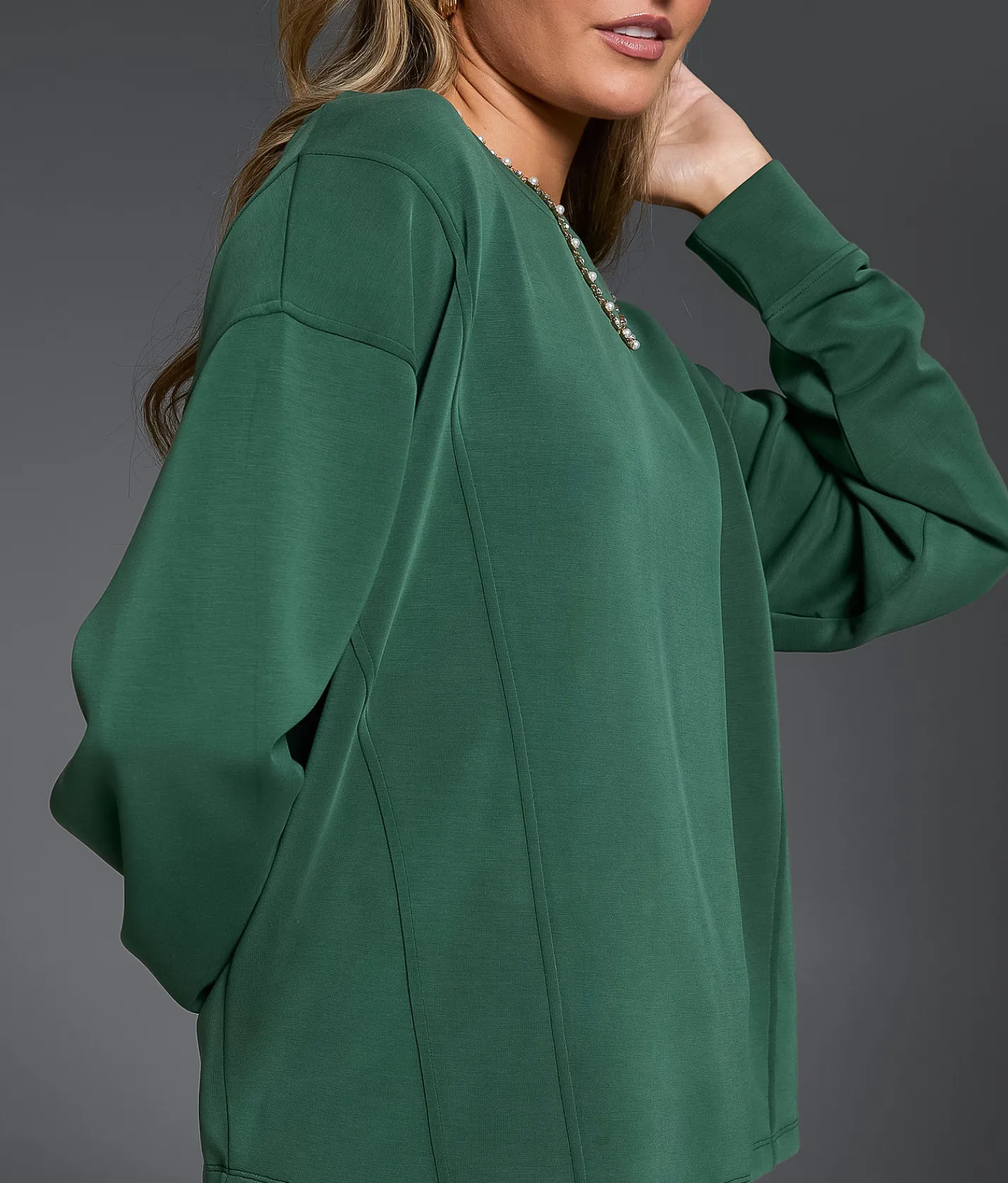 Buckle Black Pieced Seam Pullover Cilantro