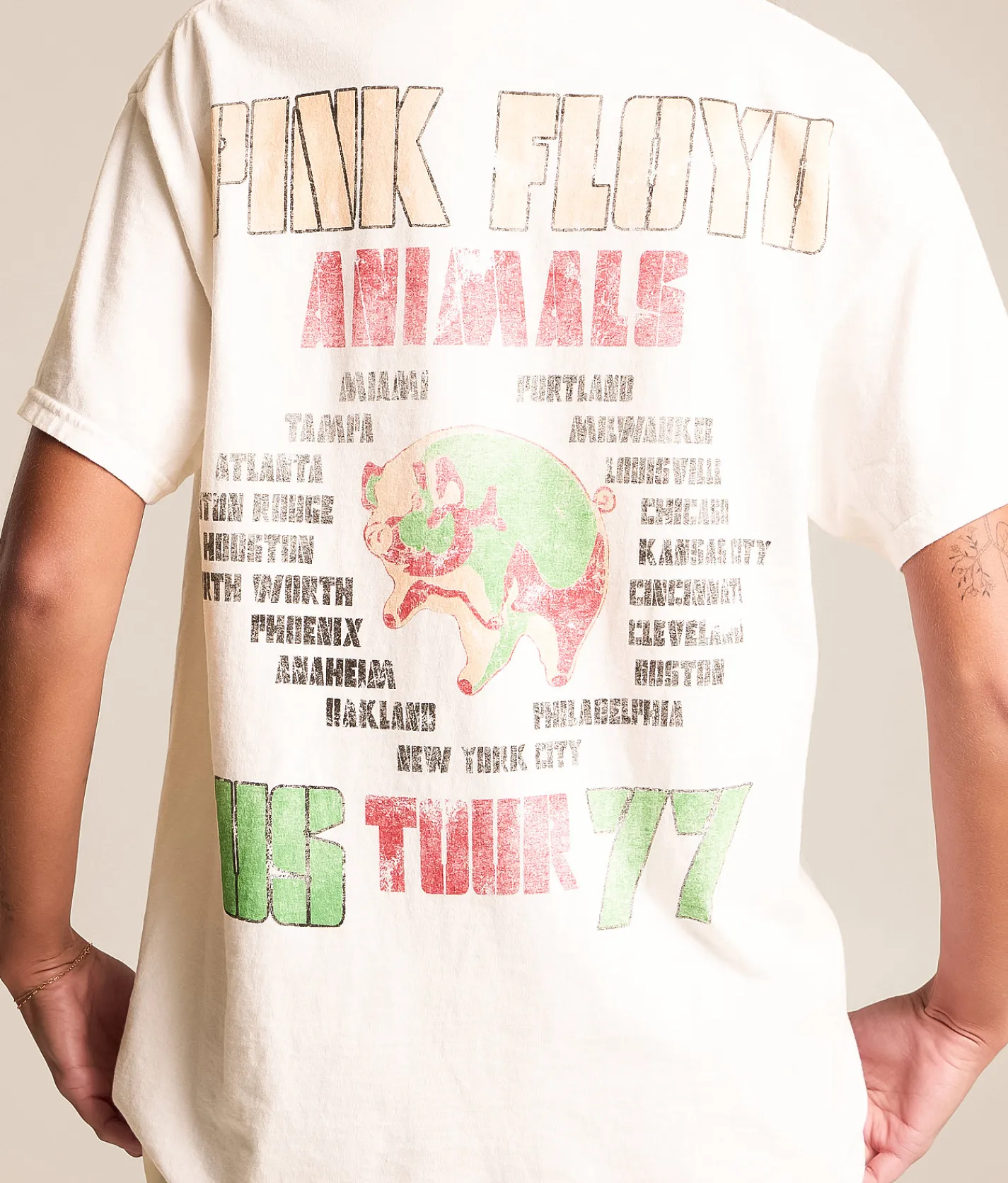 Merch Traffic Pink Floyd Animals Oversized Band T-Shirt White Sale