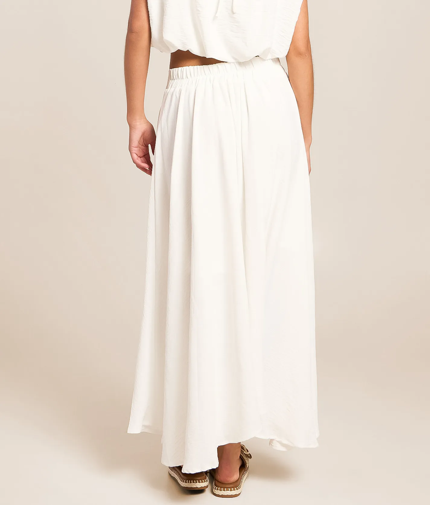 Blu Pepper Pleated Midi Skirt White