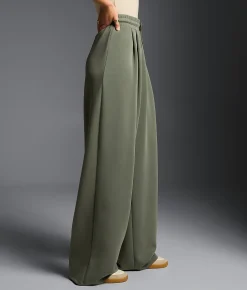 Buckle Black Pleated Pant Laurel Wreath Clearance