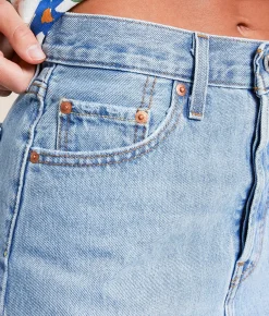 Levi's® Premium Icon Skirt Front and Center
