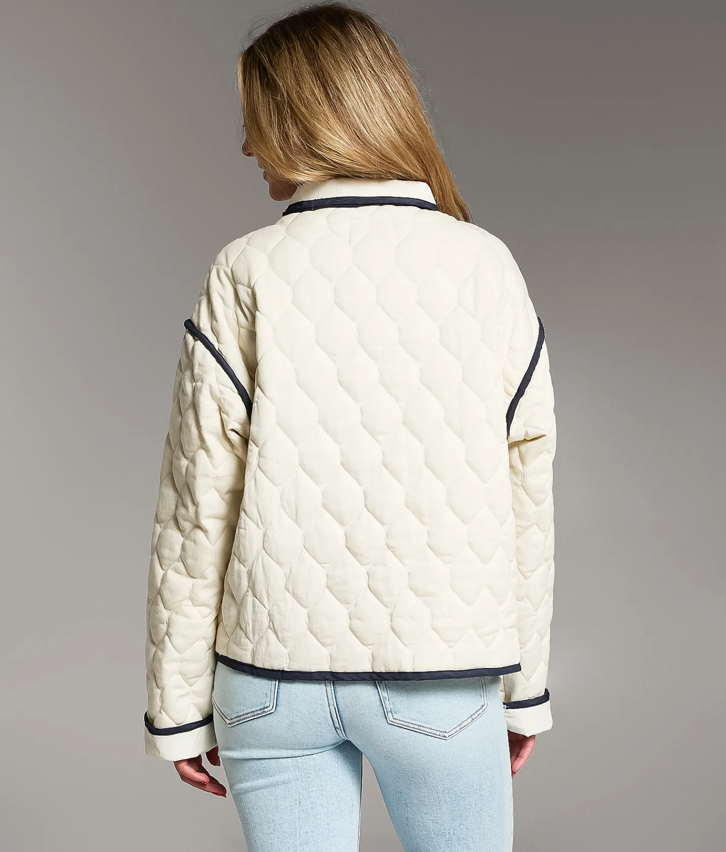 BKE Prep Edit - Quilted Jacket Cream Navy Best