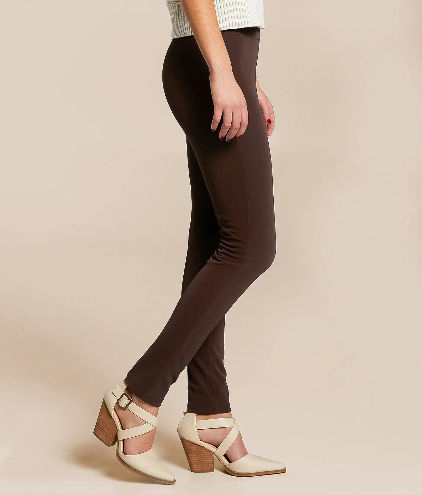 Buckle Black Pull-On Legging Java New