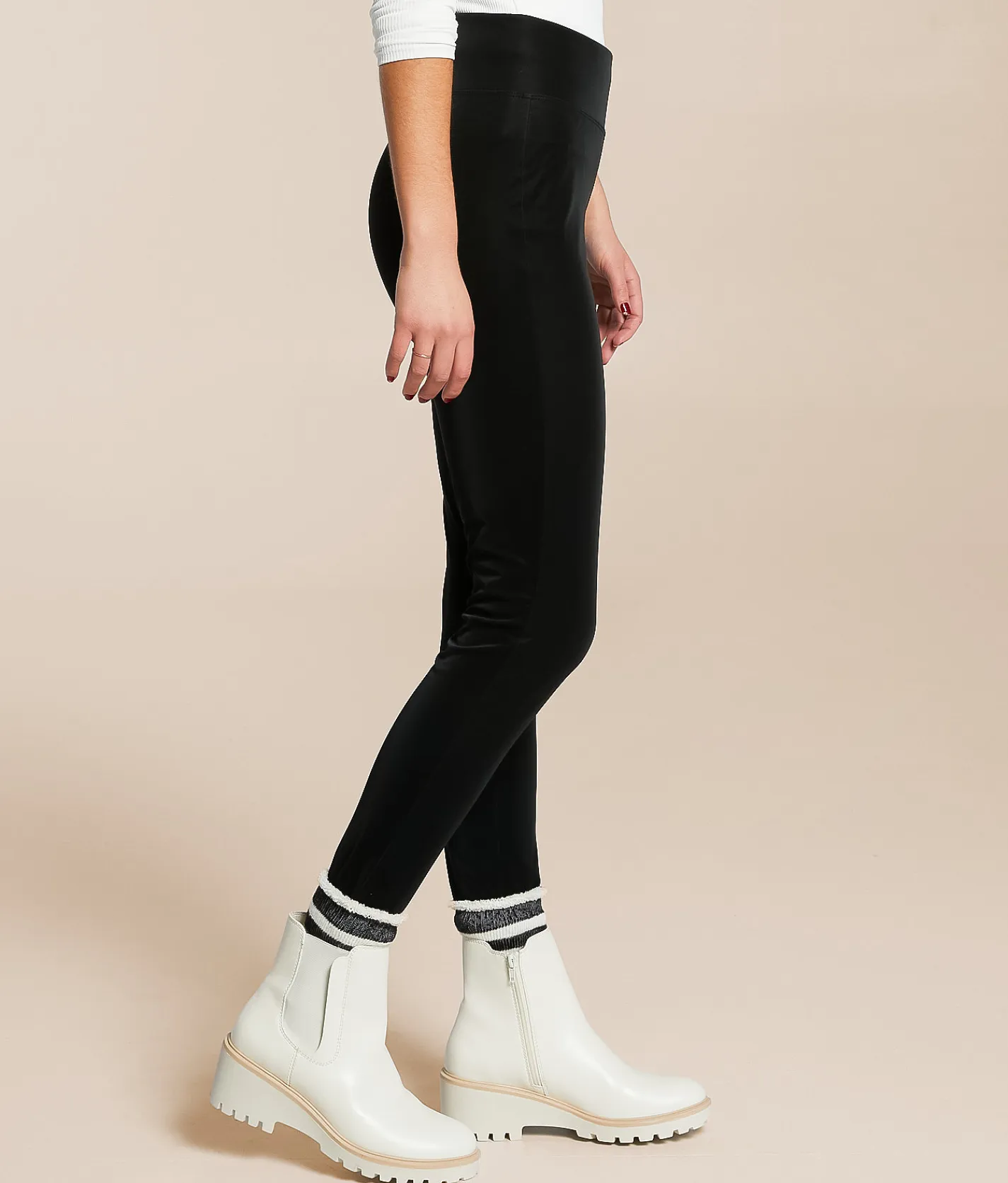 Buckle Black Pull-On Legging Black Hot