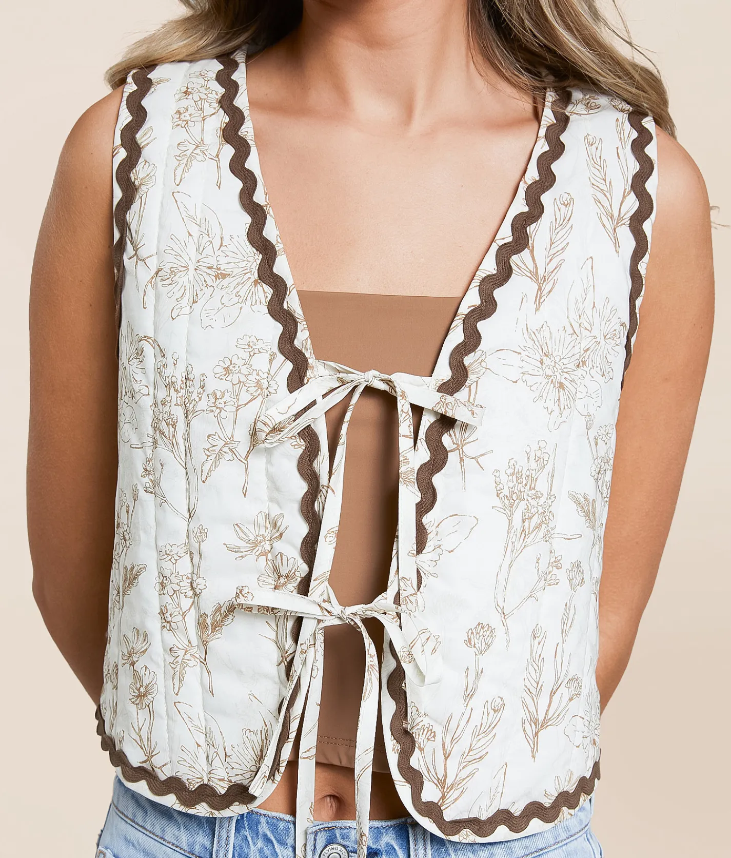 Polagram Quilted Floral Print Vest Brown Multi Discount