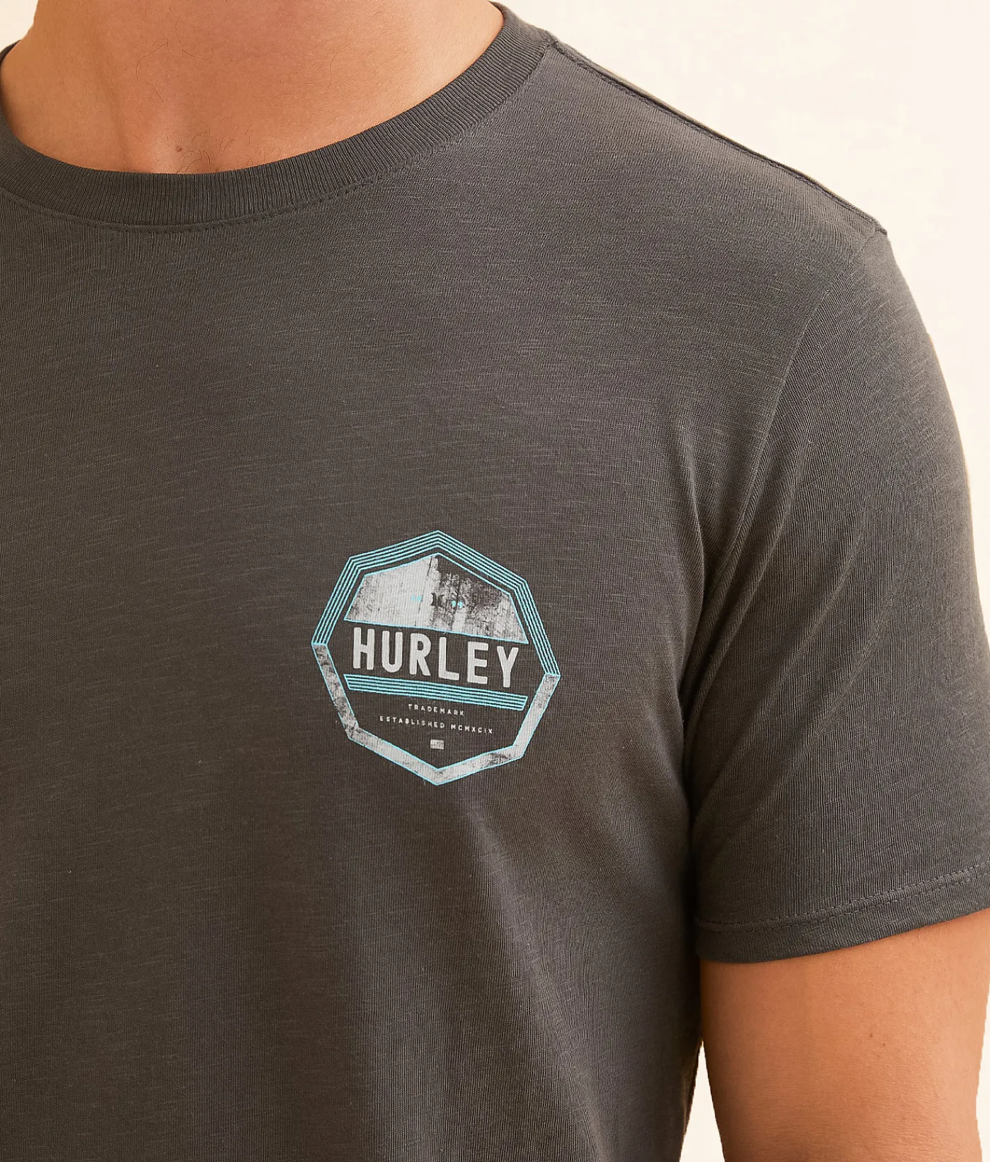 Hurley Refractor T-Shirt Raven Clearance
