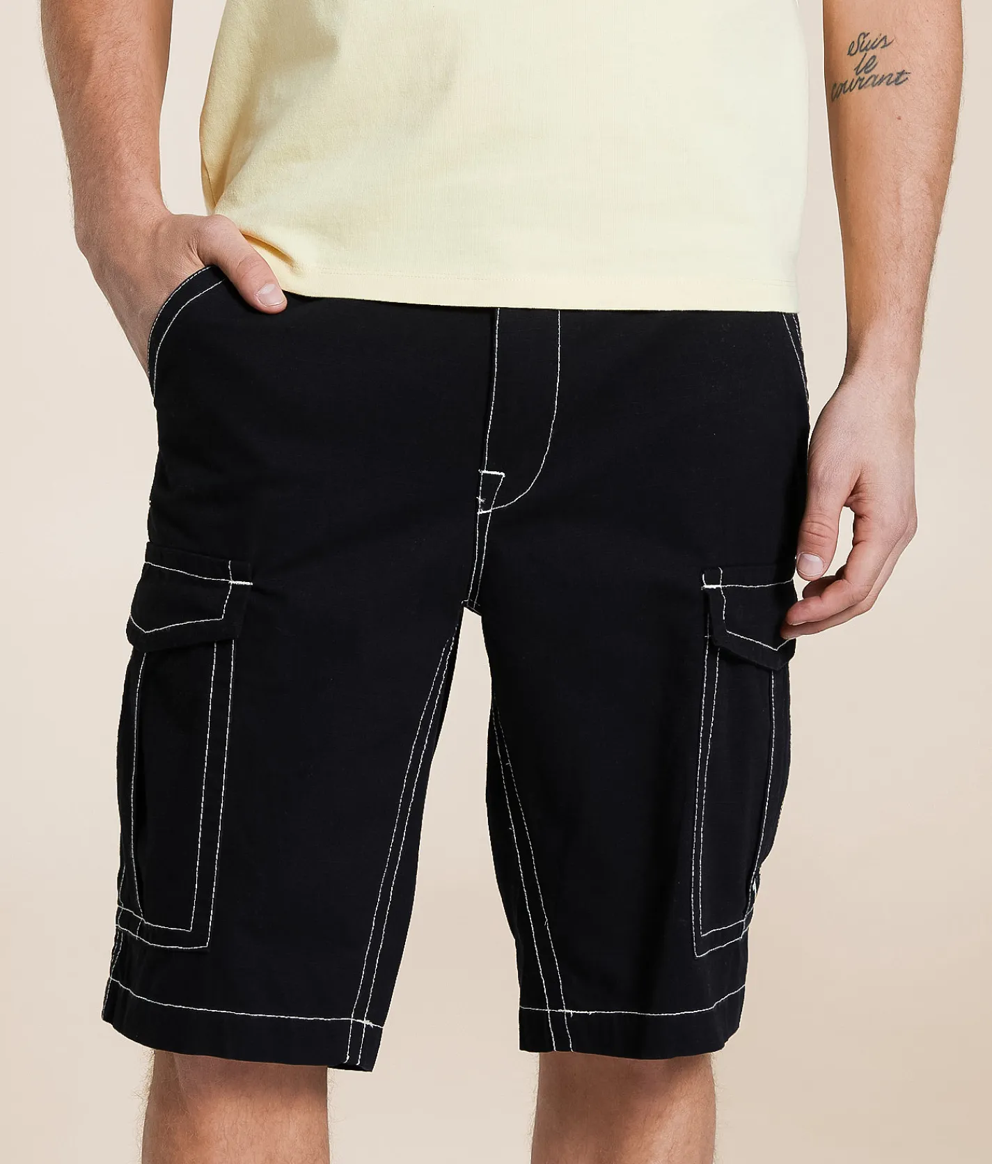 True Religion Relaxed Cargo Short Kalamata Best