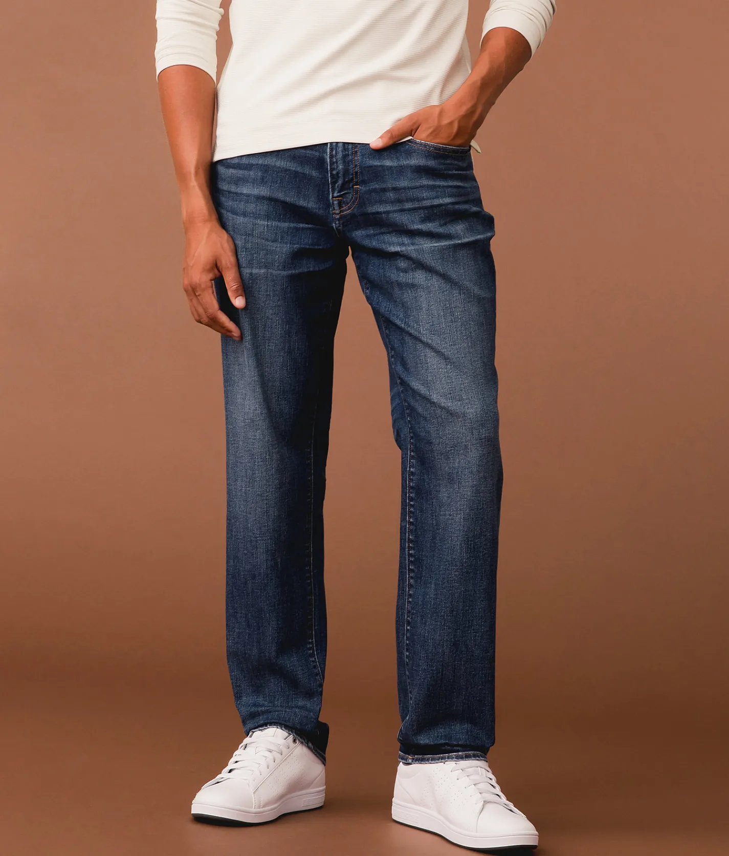 Outpost Makers Relaxed Straight Stretch Jean Moretti Discount