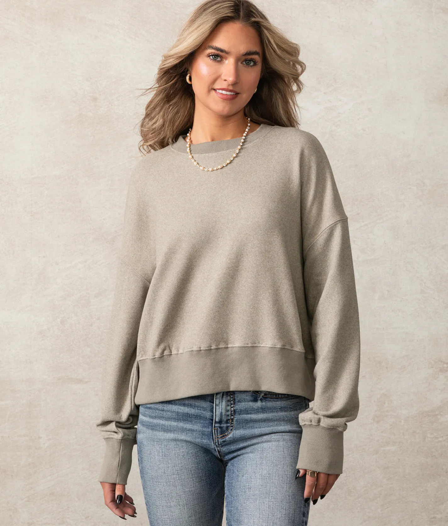 Tops|Activewear | Buckle Black Remi Oversized Pullover Dusty Olive