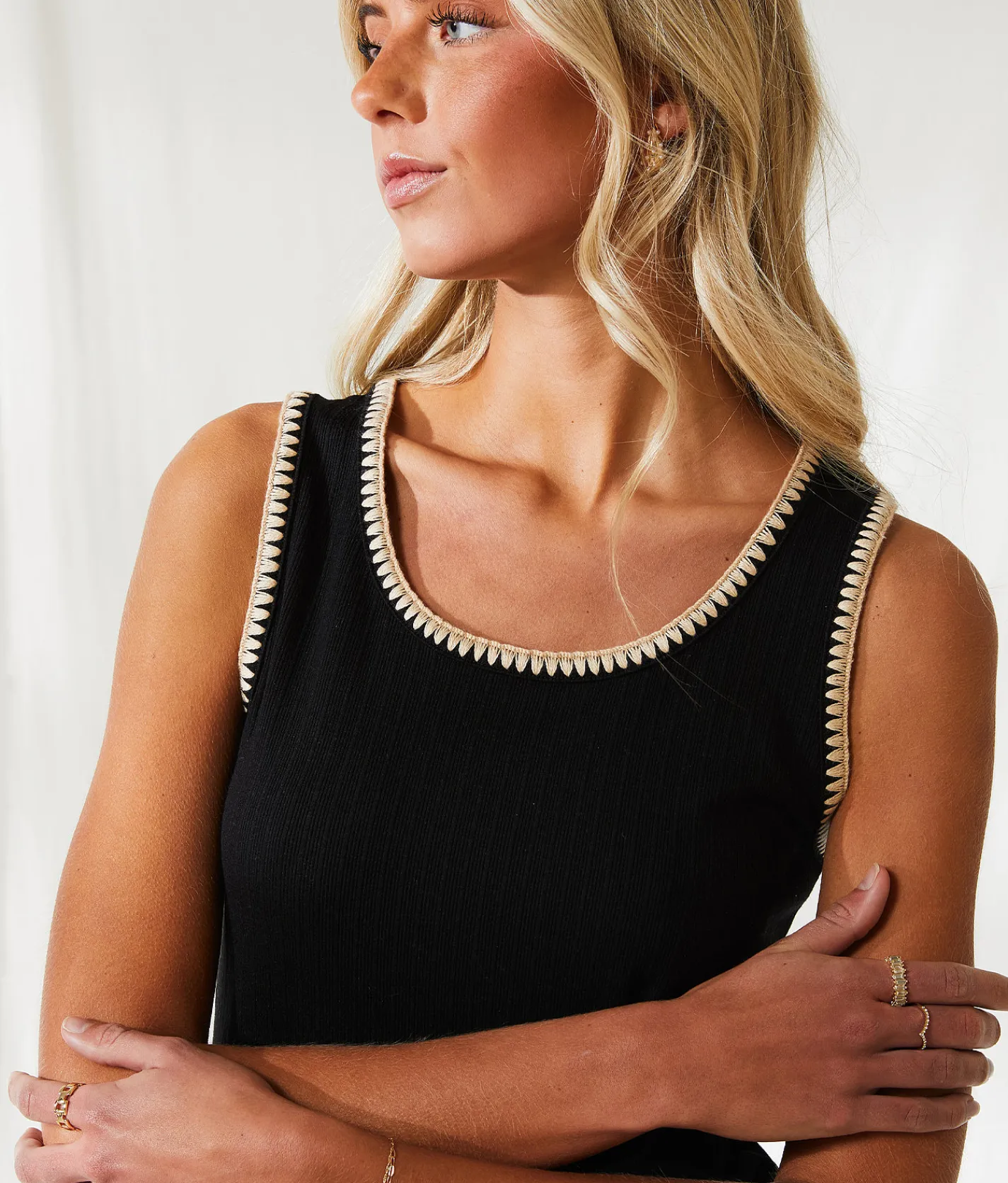 BKE Resort Edit - Whipstitch Tank Top Natural Hot