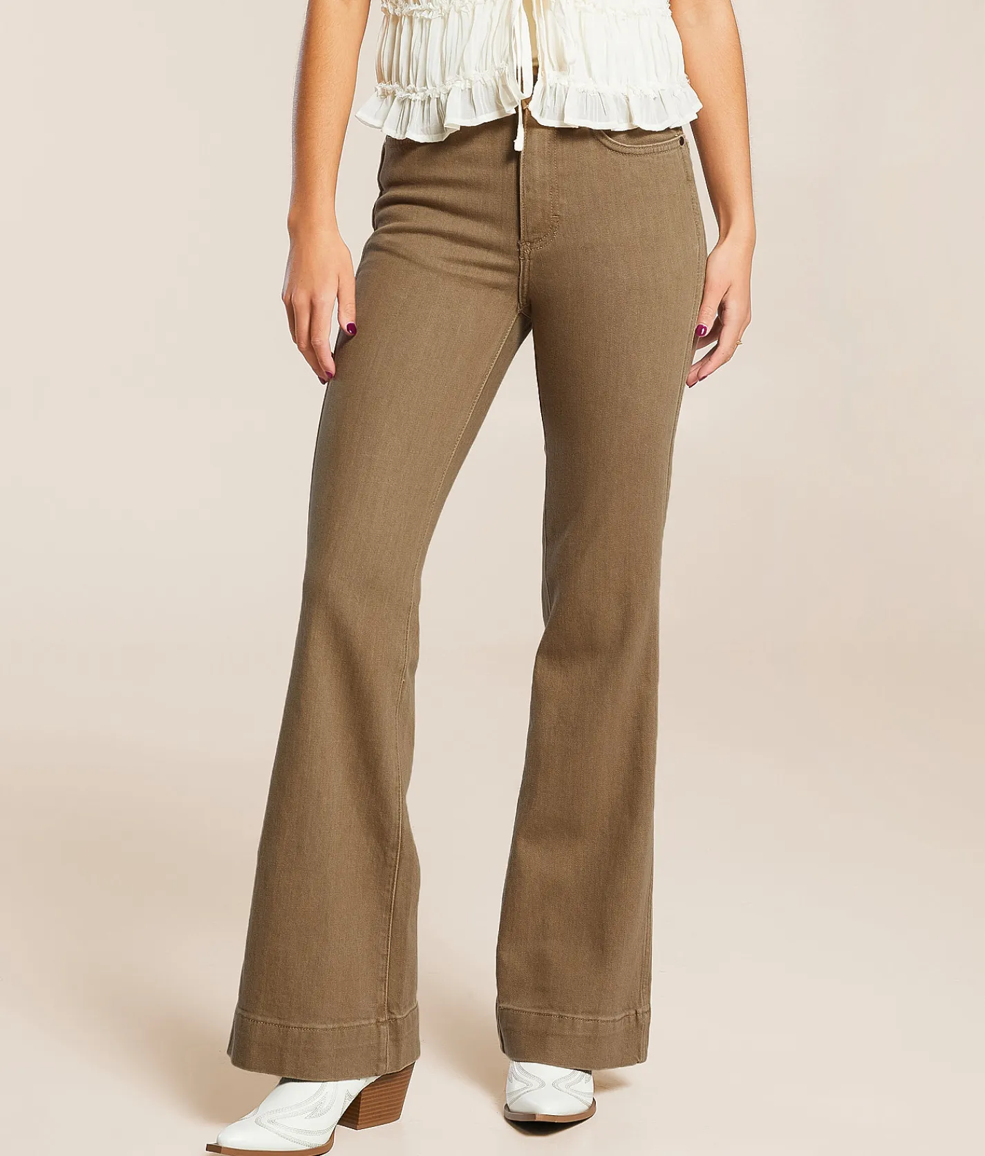Jeans|Bottoms | Wrangler® Retro Bailey Trouser Stretch Jean Emersyn