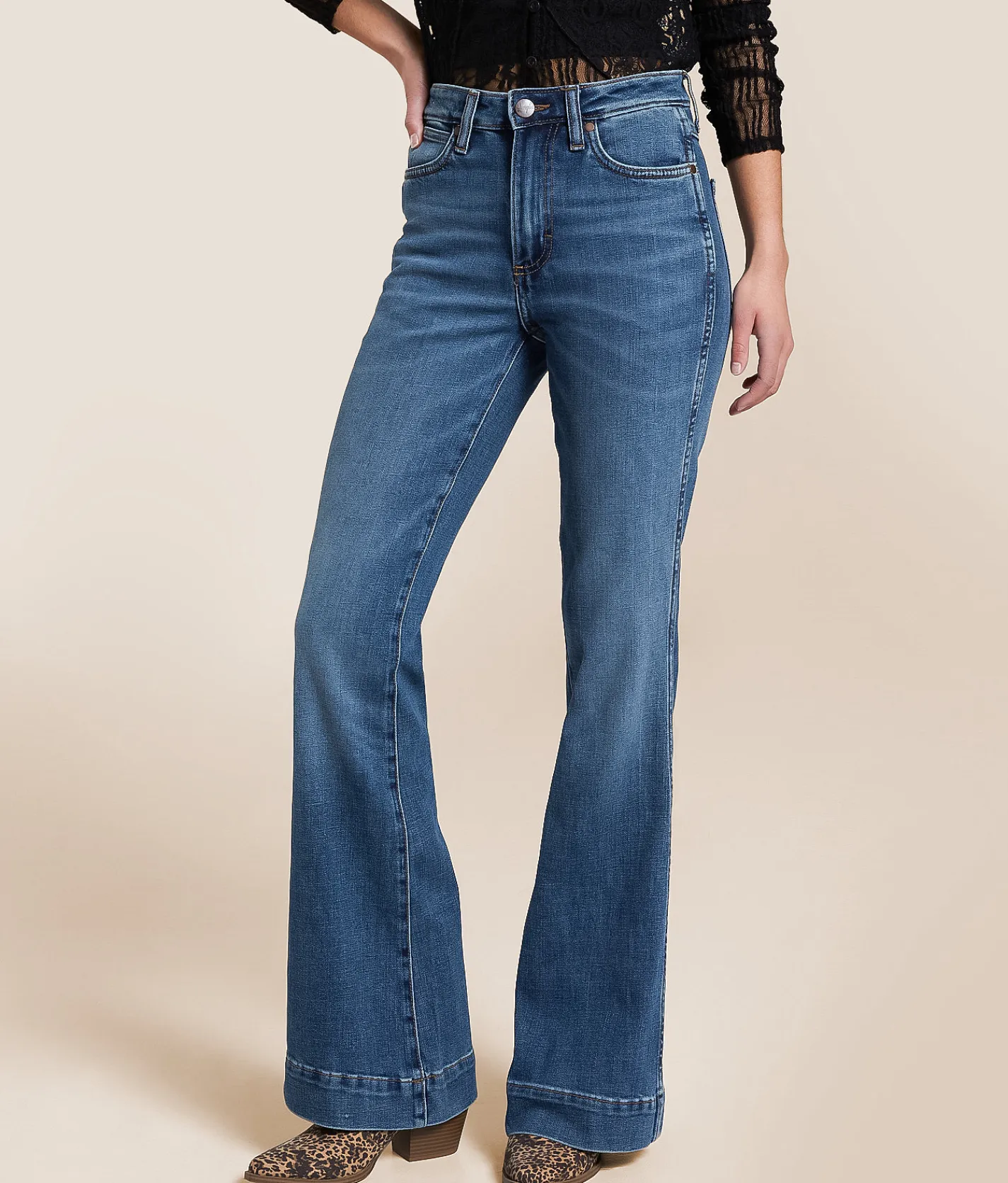 Jeans|Bottoms | Wrangler® Retro Bailey Trouser Stretch Jean Viviana