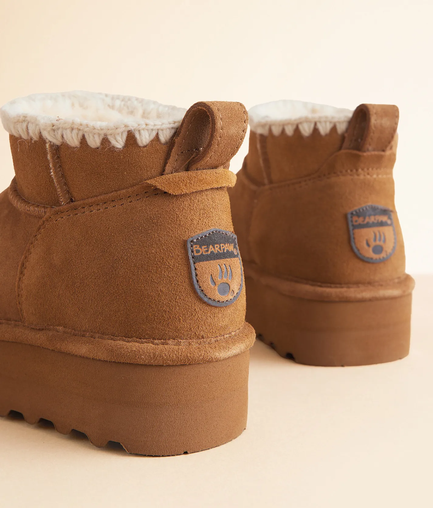 Bearpaw Retro Shorty Platform Leather Ankle Boot Hickory Clearance