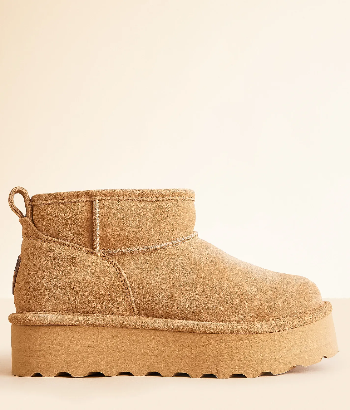 Bearpaw Retro Shorty Platform Leather Ankle Boot Iced Coffee Solid Clearance